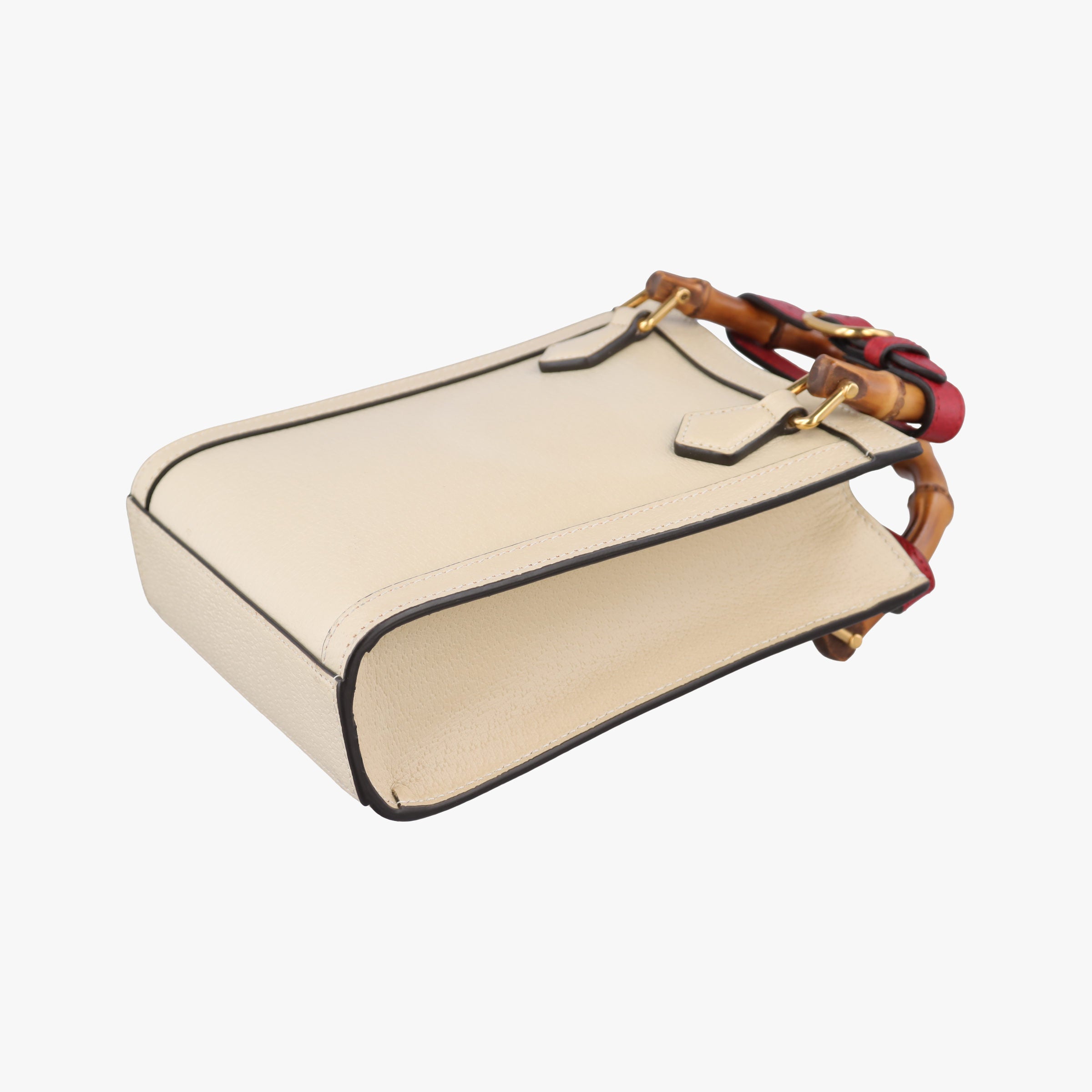 Pre-owned Gucci Diana Bamboo White Leather 739079 shoulderbag | stylenewstar