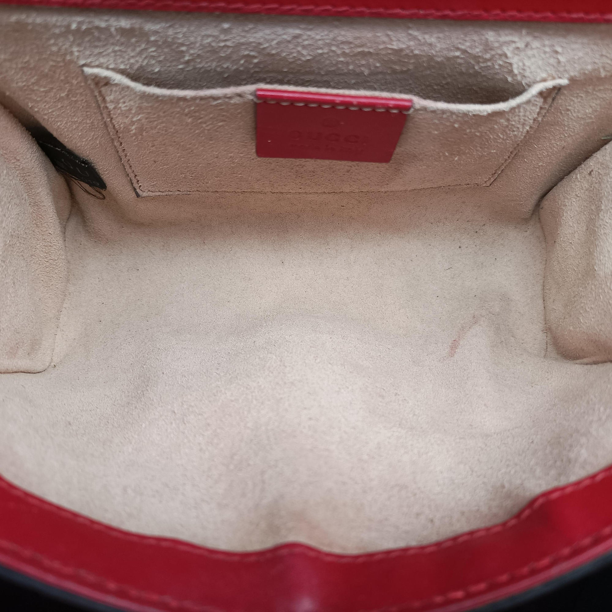 Pre-owned Gucci Padlock Red Leather 409487 shoulderbag | stylenewstar