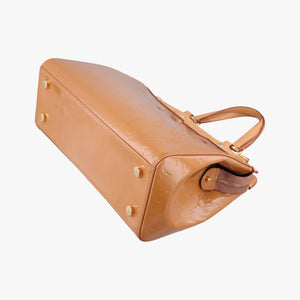 Pre-owned Louis Vuitton Brea MM Beige Poodle Vernis M91755 shoulderbag | stylenewstar