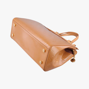 Pre-owned Louis Vuitton Brea MM Beige Poodle Vernis M91755 shoulderbag | stylenewstar