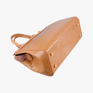 Pre-owned Louis Vuitton Brea MM Beige Poodle Vernis M91755 shoulderbag | stylenewstar