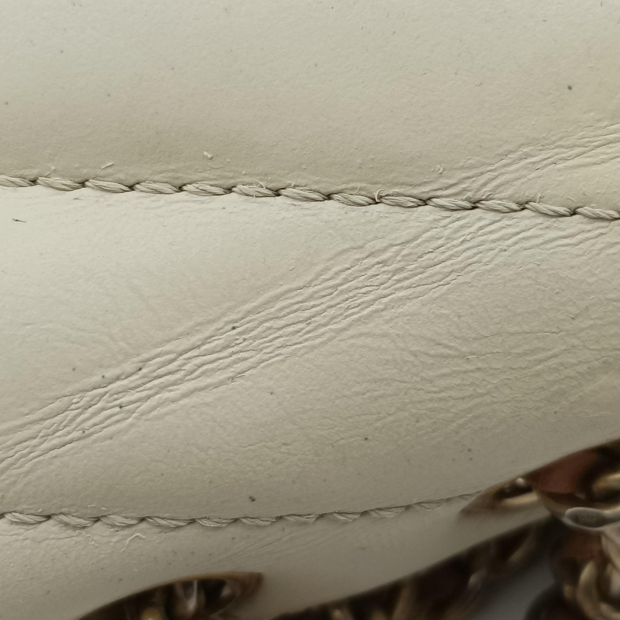 Vintage Chanel Mademoiselle 2.55 Gabrielle Flap Chevron White lambskin A66839 shoulderbag | stylenewstar
