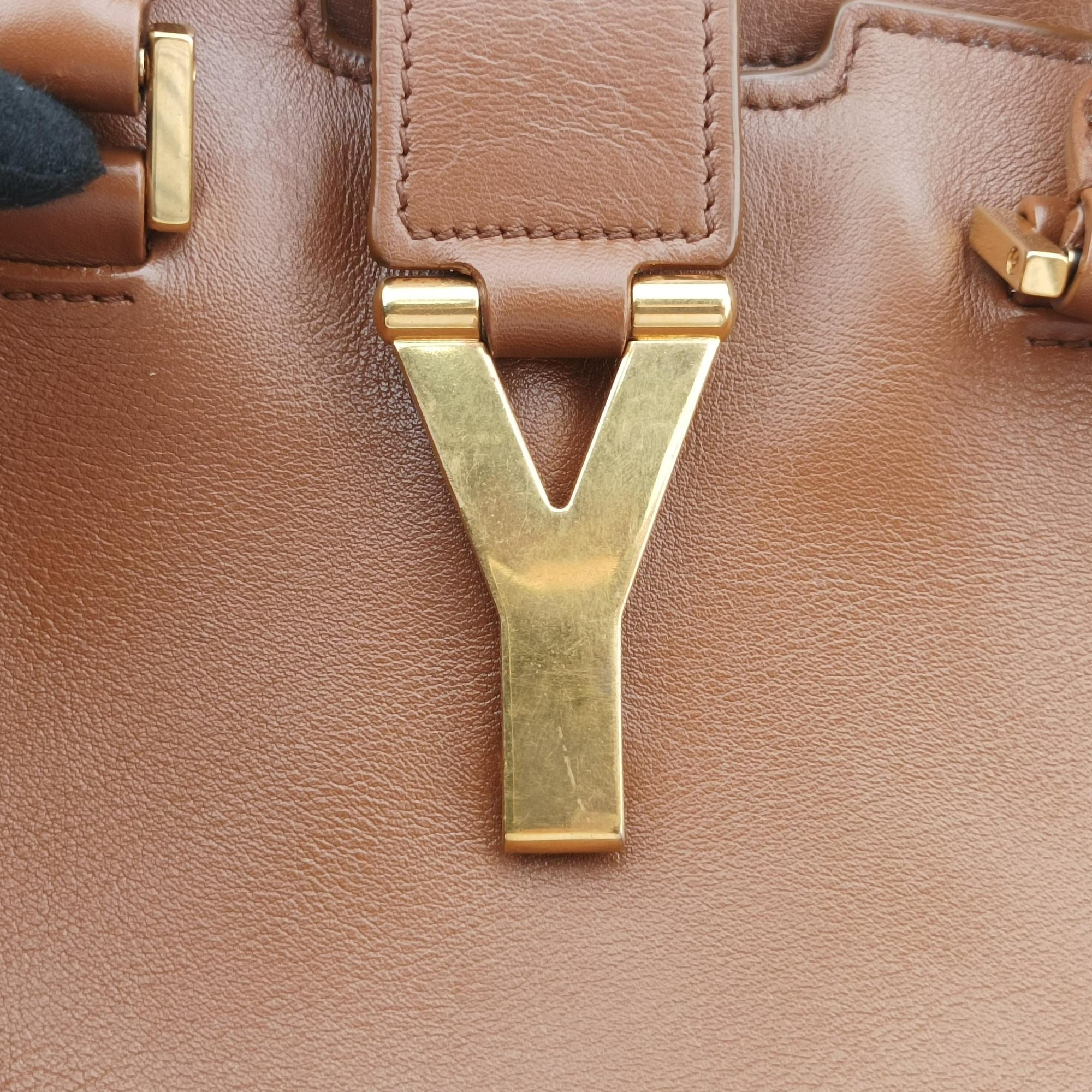 Pre-owned Yves Saint Laurent Y Ligne Petit Cabas Brown Leather 311210 shoulderbag | stylenewstar