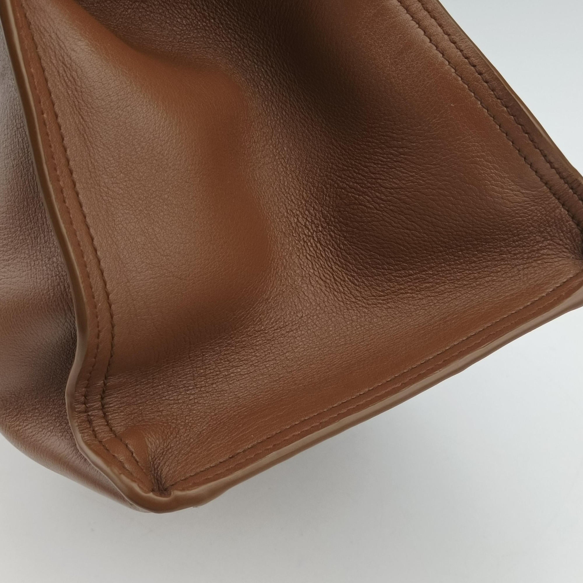 Pre-owned Yves Saint Laurent Y Ligne Petit Cabas Brown Leather 311210 shoulderbag | stylenewstar