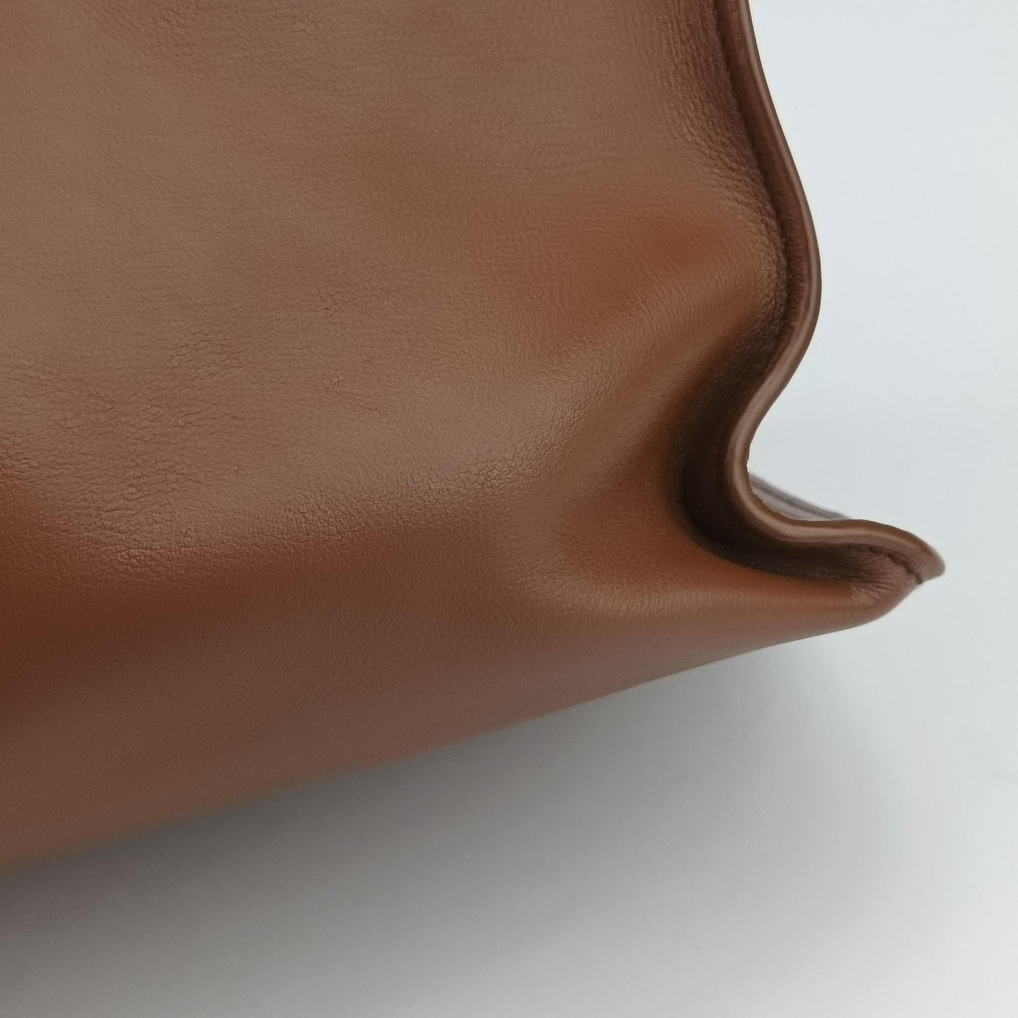 Pre-owned Yves Saint Laurent Y Ligne Petit Cabas Brown Leather 311210 shoulderbag | stylenewstar
