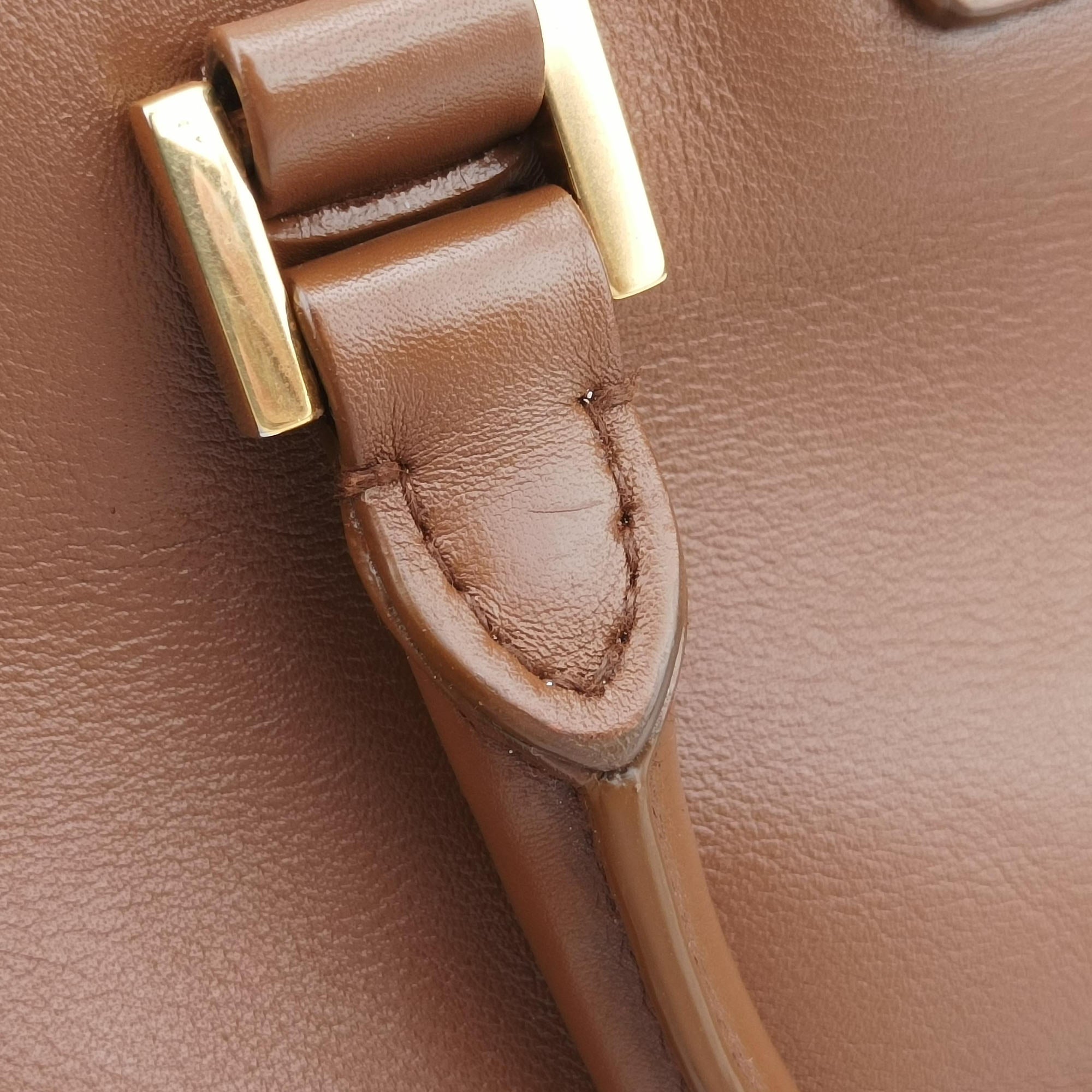 Pre-owned Yves Saint Laurent Y Ligne Petit Cabas Brown Leather 311210 shoulderbag | stylenewstar