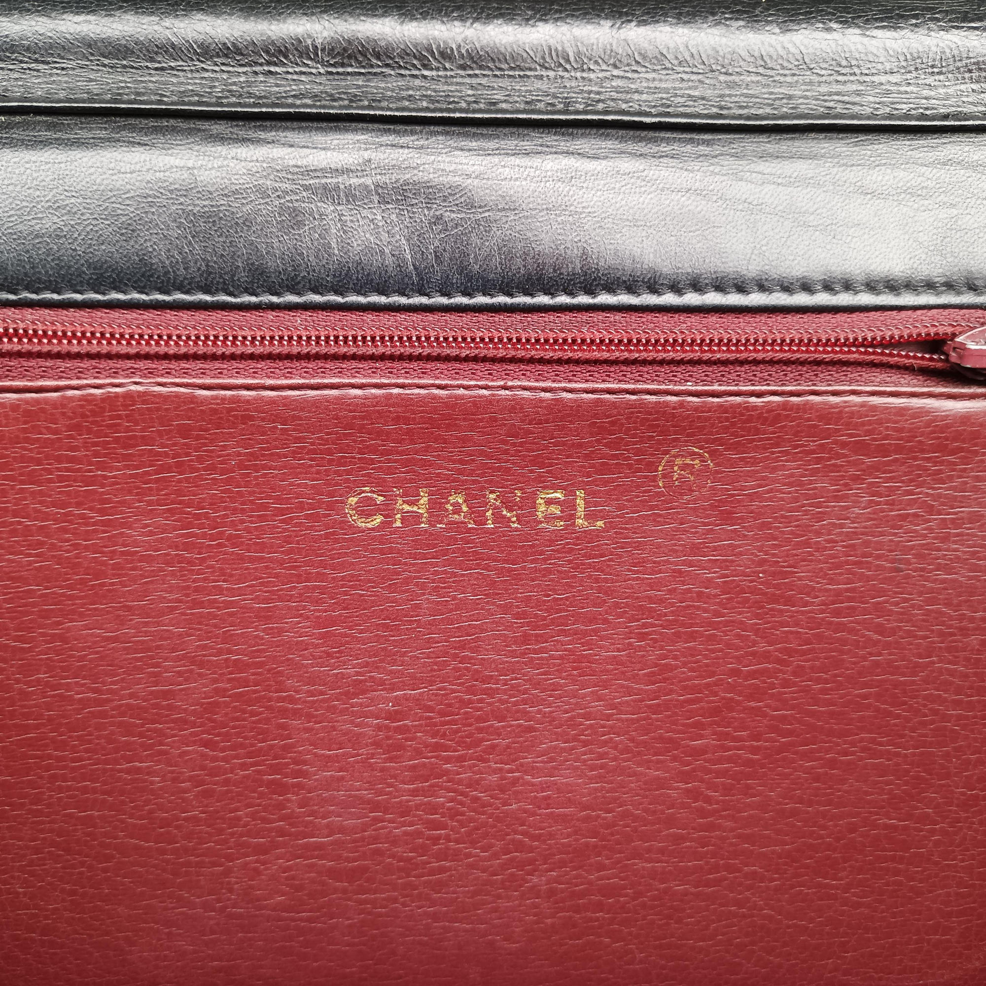 Pre-owned Chanel Matelasse 25 Push Lock Chain Black lambskin A03570 shoulderbag | stylenewstar