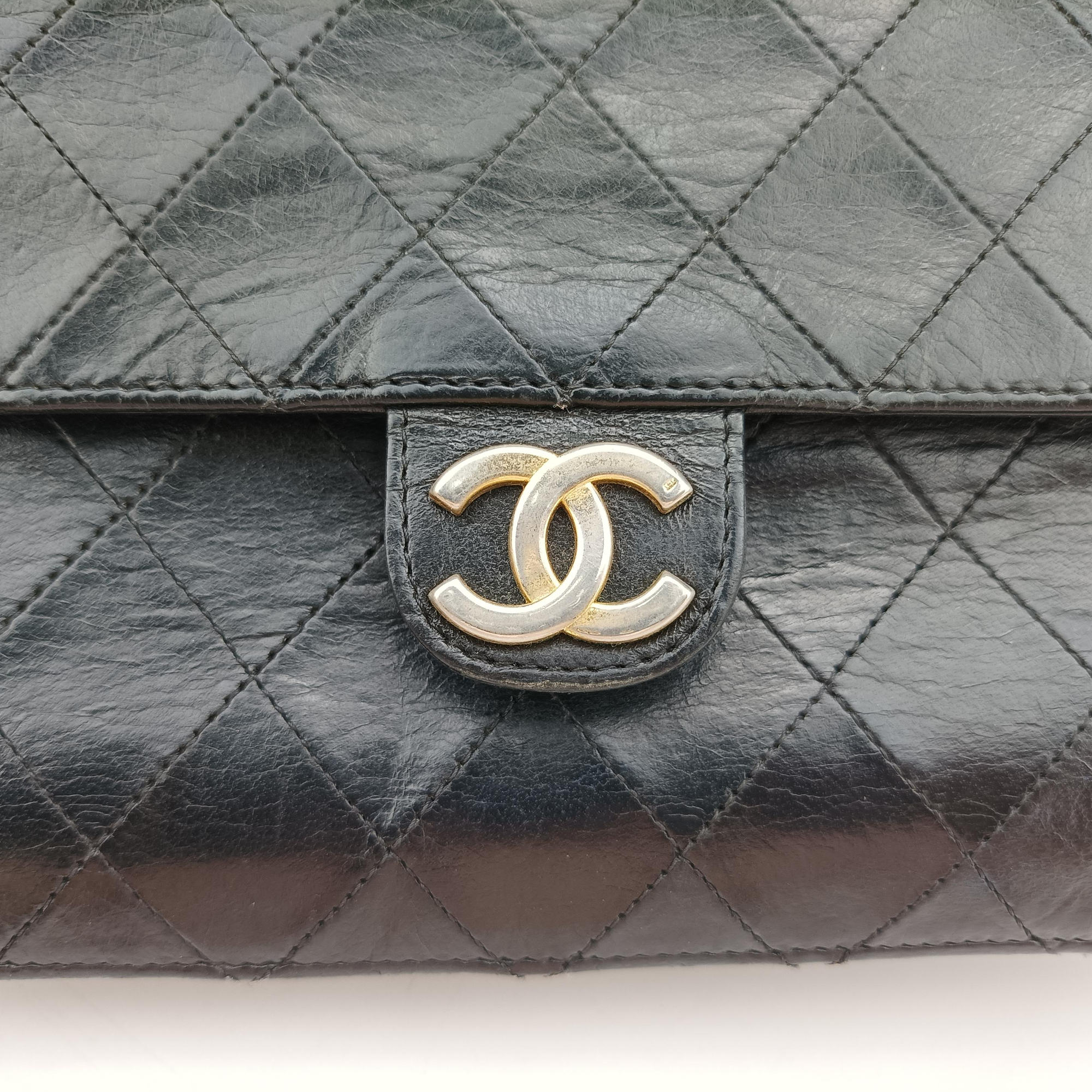 Pre-owned Chanel Matelasse 25 Push Lock Chain Black lambskin A03570 shoulderbag | stylenewstar