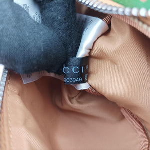 Pre-owned Gucci kids GG Top strawberry Print Green × Multi canvas 502095 bum bag/waist bag | stylenewstar