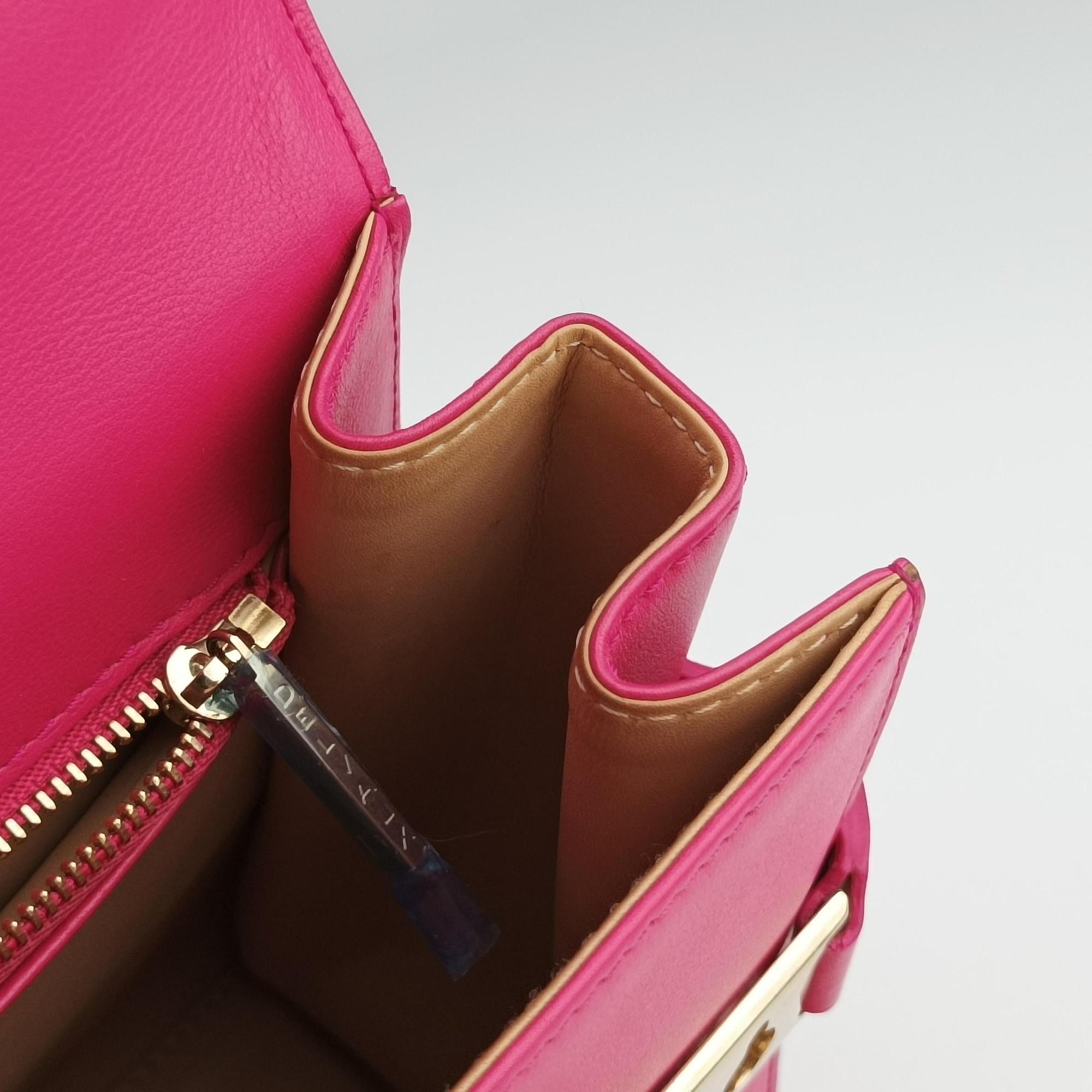 Vintage Delvaux Tampete Rose Leather  shoulderbag | stylenewstar