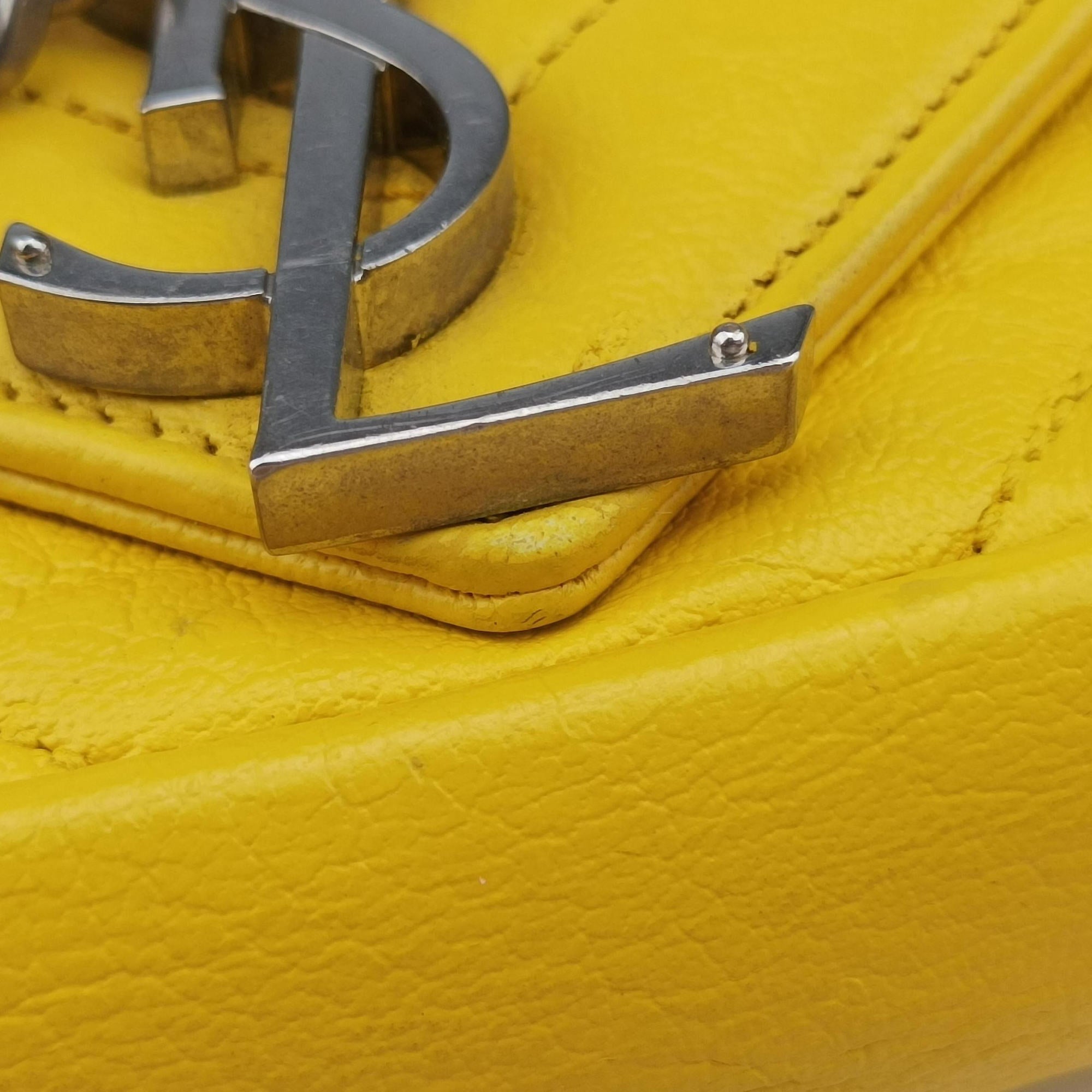 Pre-owned Yves Saint Laurent Baby Chai Yellow Leather 399289 shoulderbag | stylenewstar