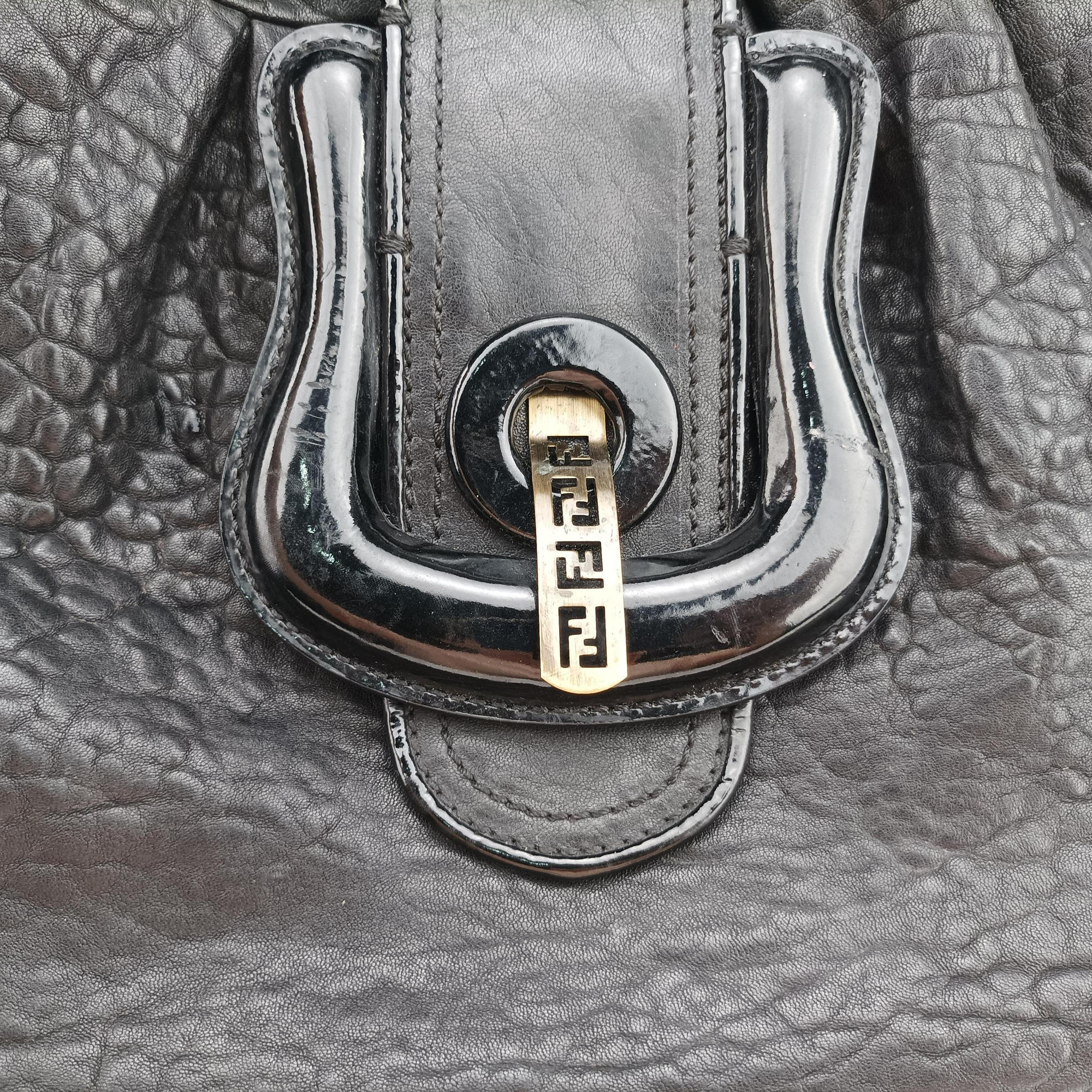 Pre-owned Fendi Borsa B Black Leather 8BL102 handbag | stylenewstar