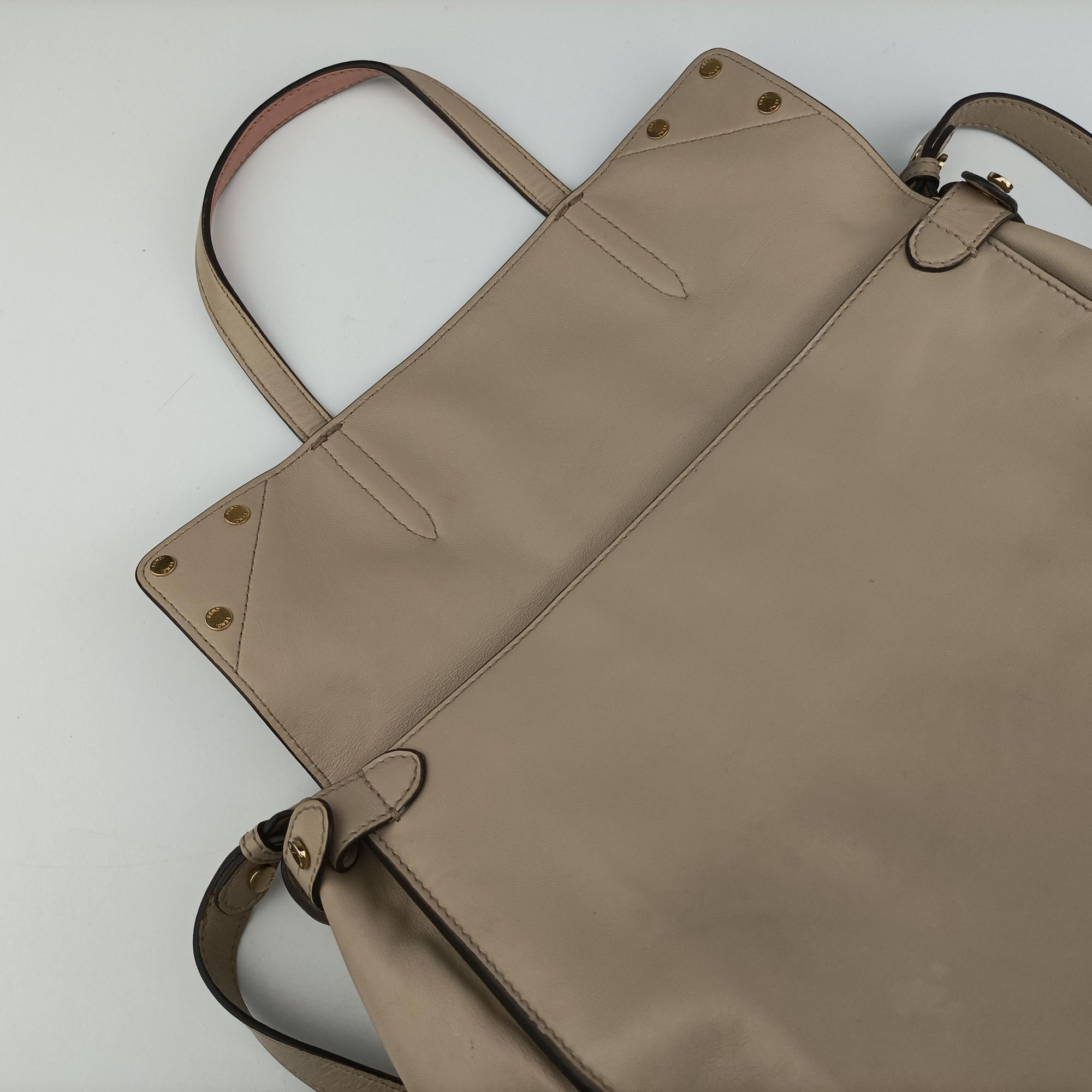 Pre-owned Fendi Flip Beige×Pink×Brown Leather×Suede 8BT303 shoulderbag | stylenewstar