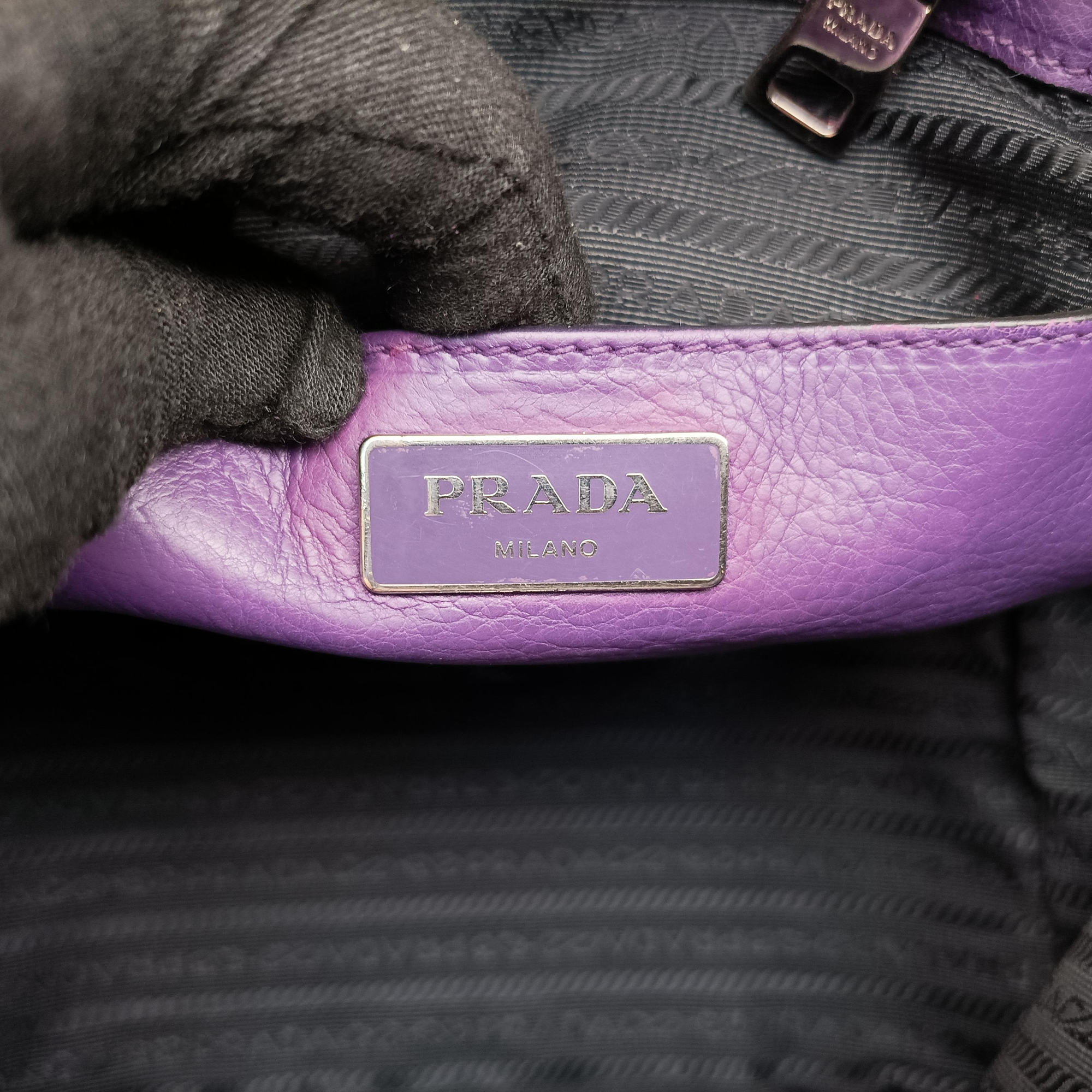 Vintage Prada Twin Pocket Winged Tote Purple Leather BN2619 shoulderbag | stylenewstar