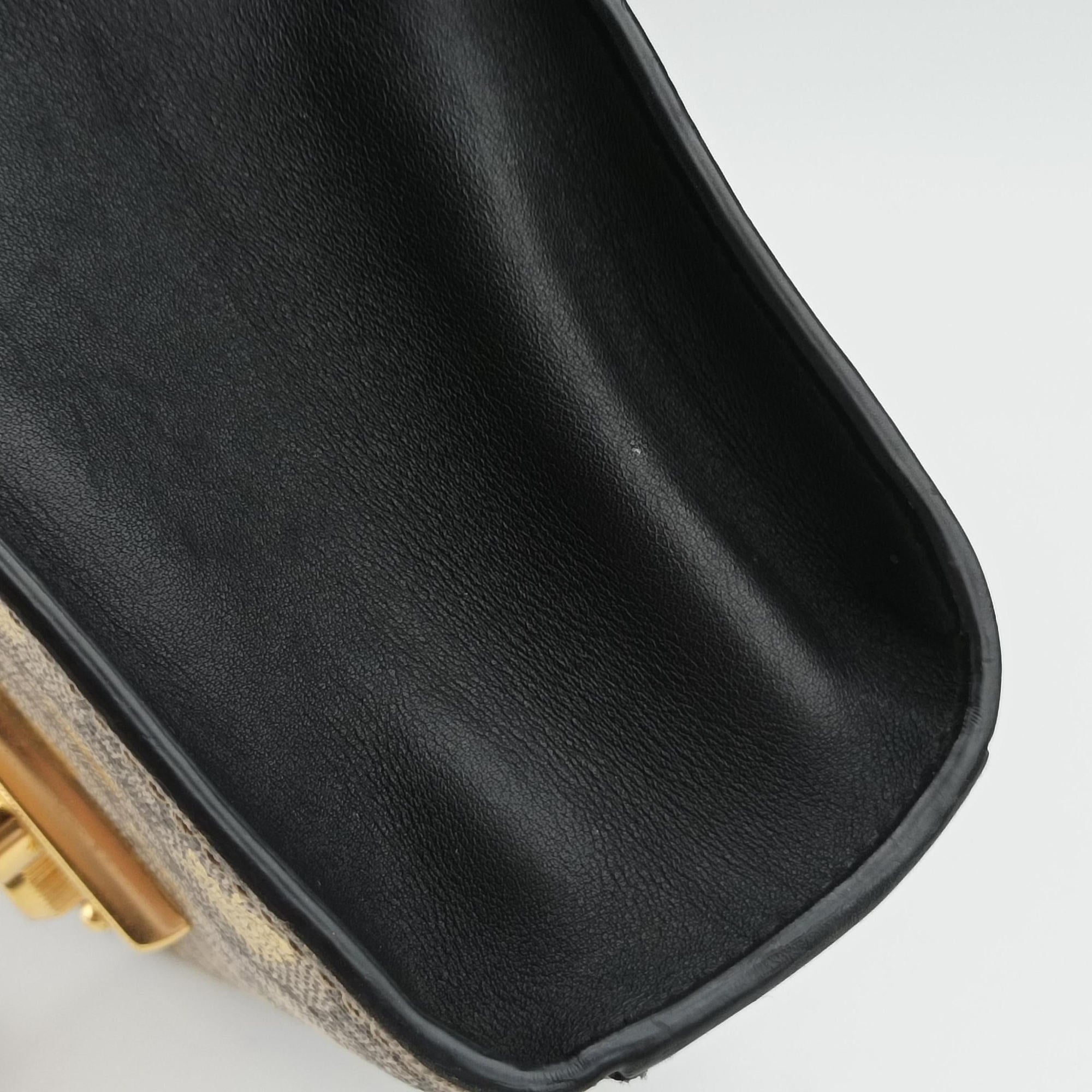 Pre-owned Gucci Padlock beige×black PVC coated canvas×Leather 409487 shoulderbag | stylenewstar