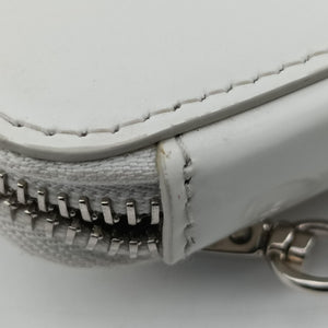 Pre-owned Prada Triangle Chain Pouch White Leather  shoulderbag | stylenewstar