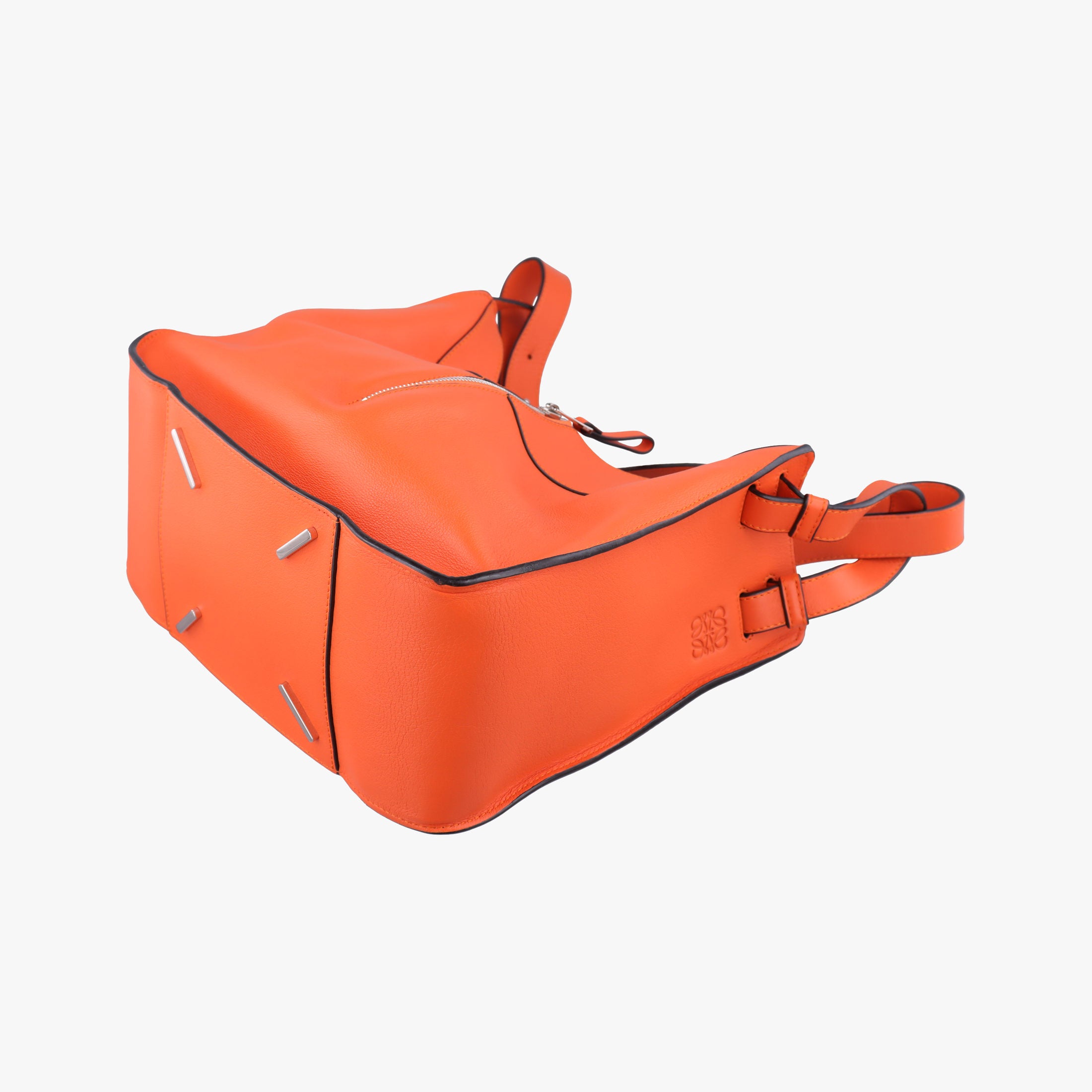 Pre-owned Loewe hammock Orange leather  shoulderbag | stylenewstar