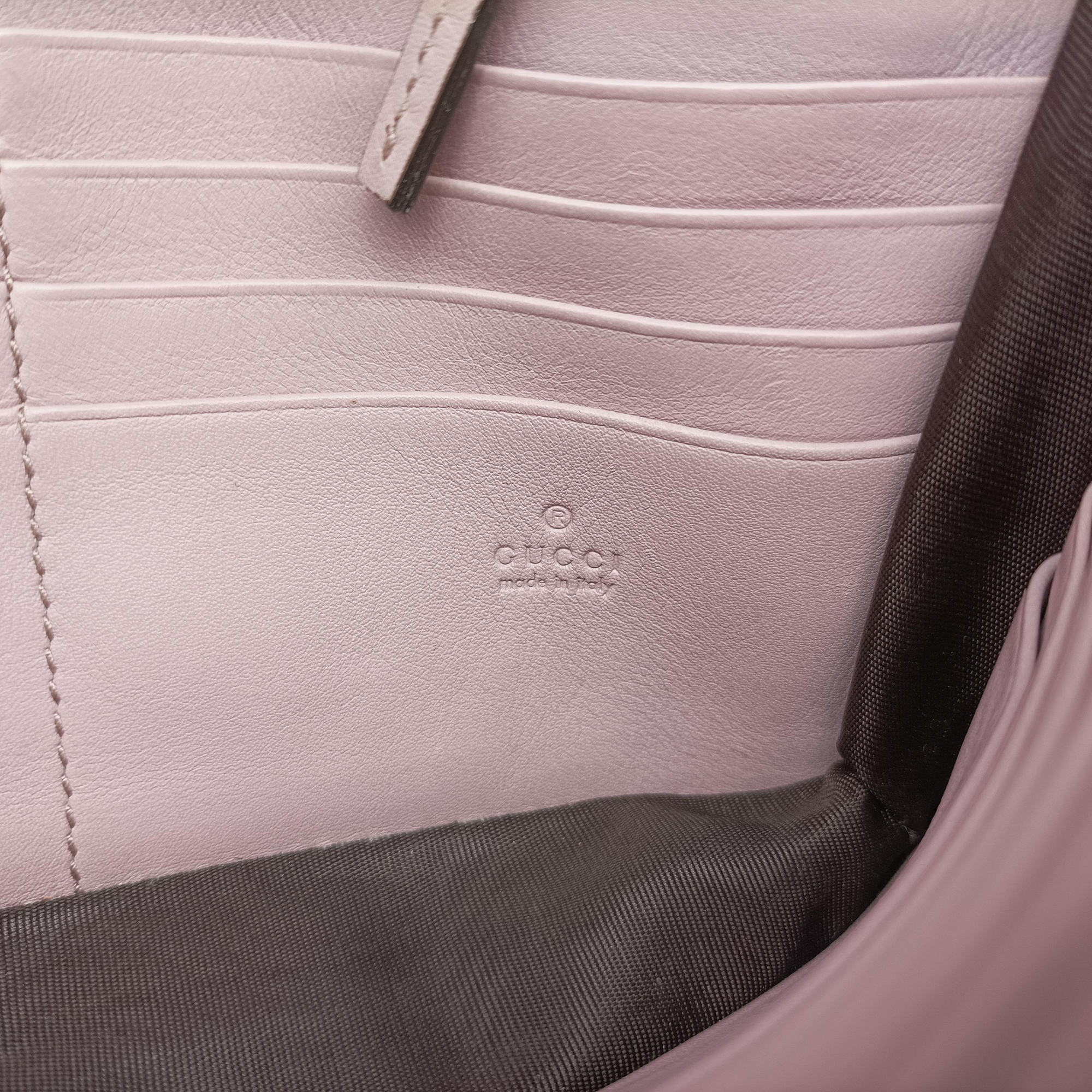 Pre-owned Gucci Interlocking G Pink Leather 369664 shoulderbag | stylenewstar