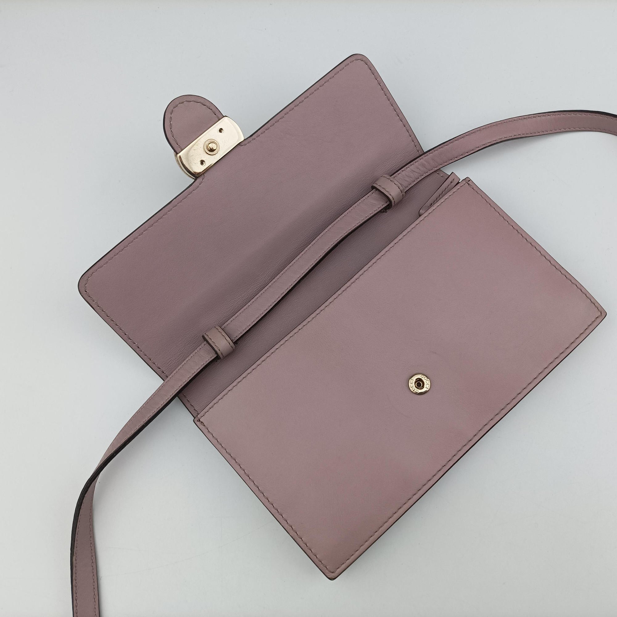 Pre-owned Gucci Interlocking G Pink Leather 369664 shoulderbag | stylenewstar