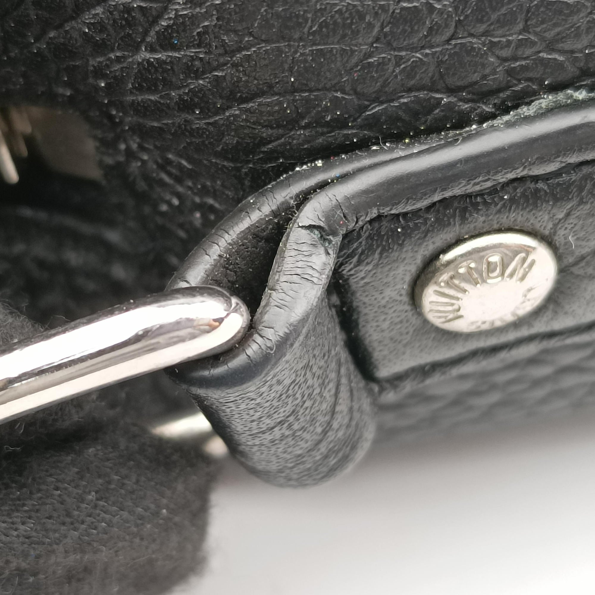 Pre-owned Louis Vuitton Armand Briefcase MM Noir Taurillon leather M54381 shoulderbag | stylenewstar