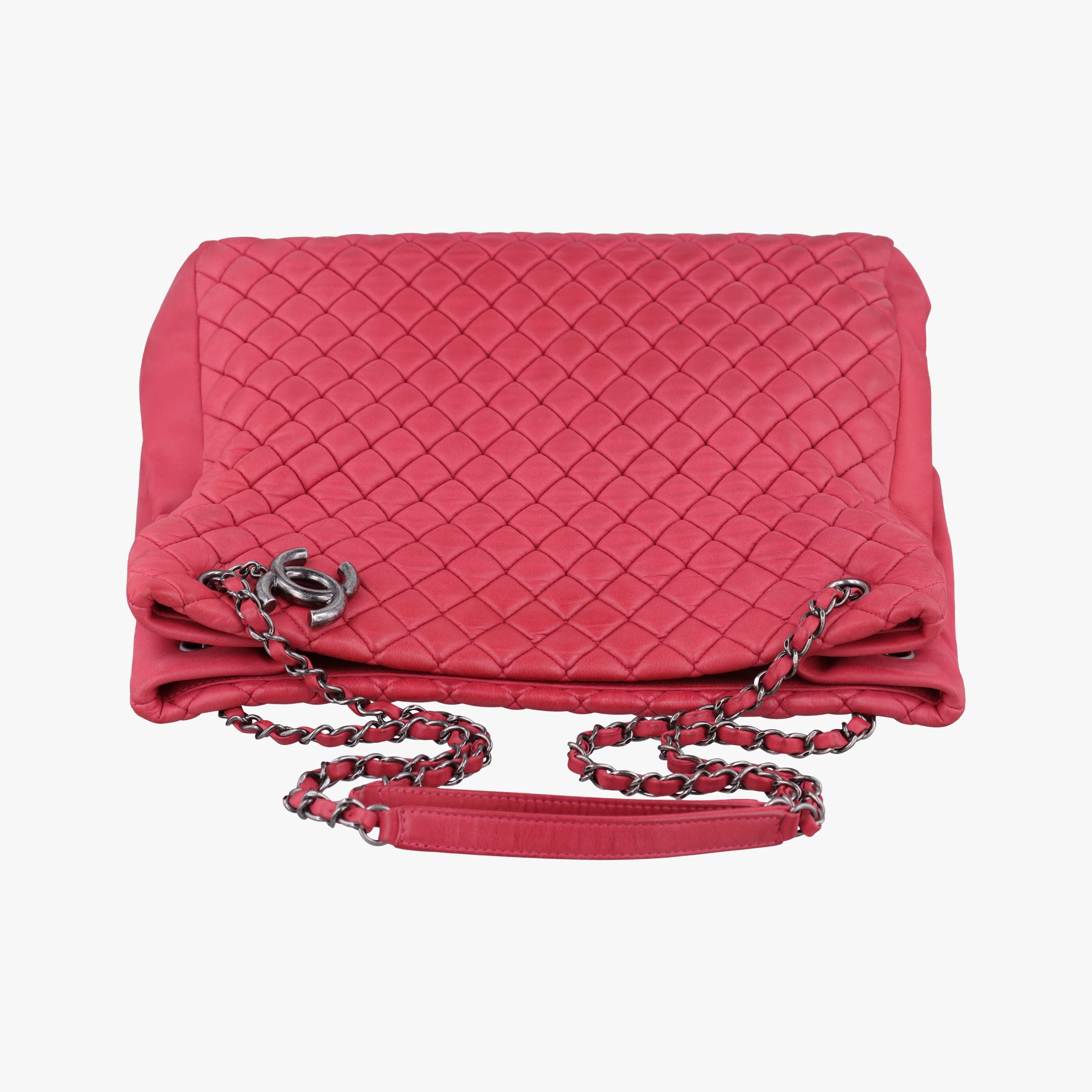 Vintage Chanel Matelasse cocomark Mademoiselle Red Iridescent Calfskin A67389 handbag | stylenewstar