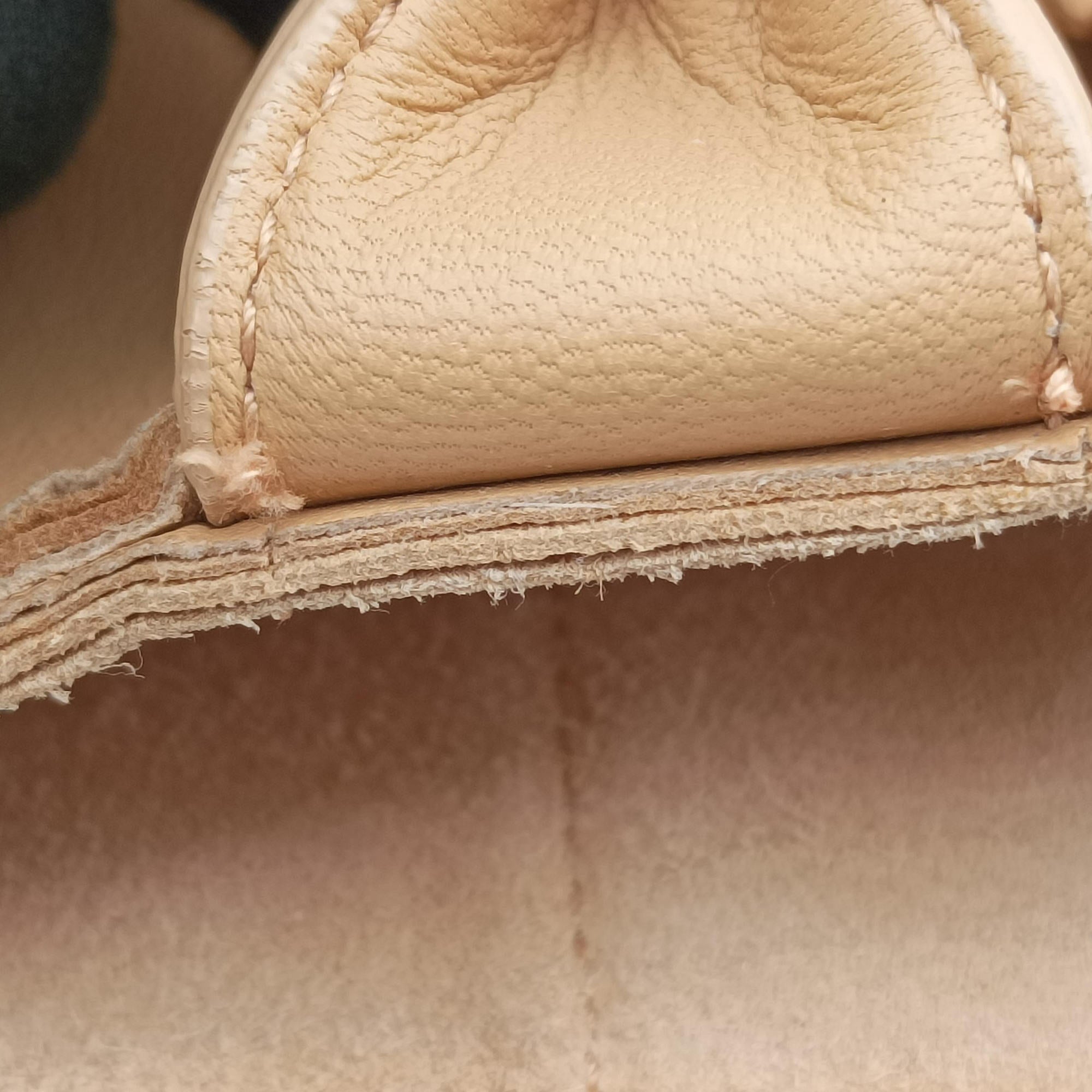 Vintage Bottega Veneta THE ARCO Tote khaki lambskin  handbag | stylenewstar