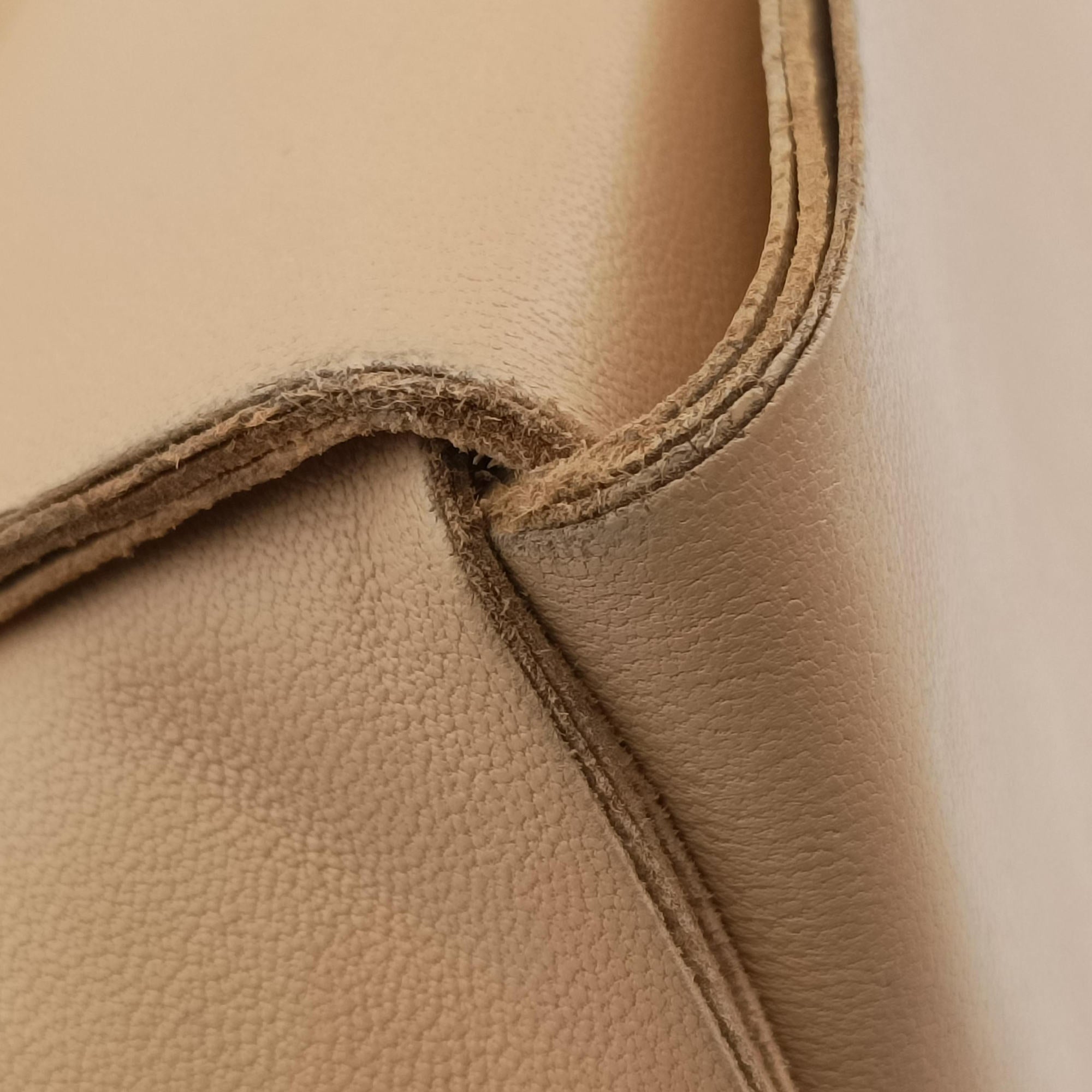 Vintage Bottega Veneta THE ARCO Tote khaki lambskin  handbag | stylenewstar