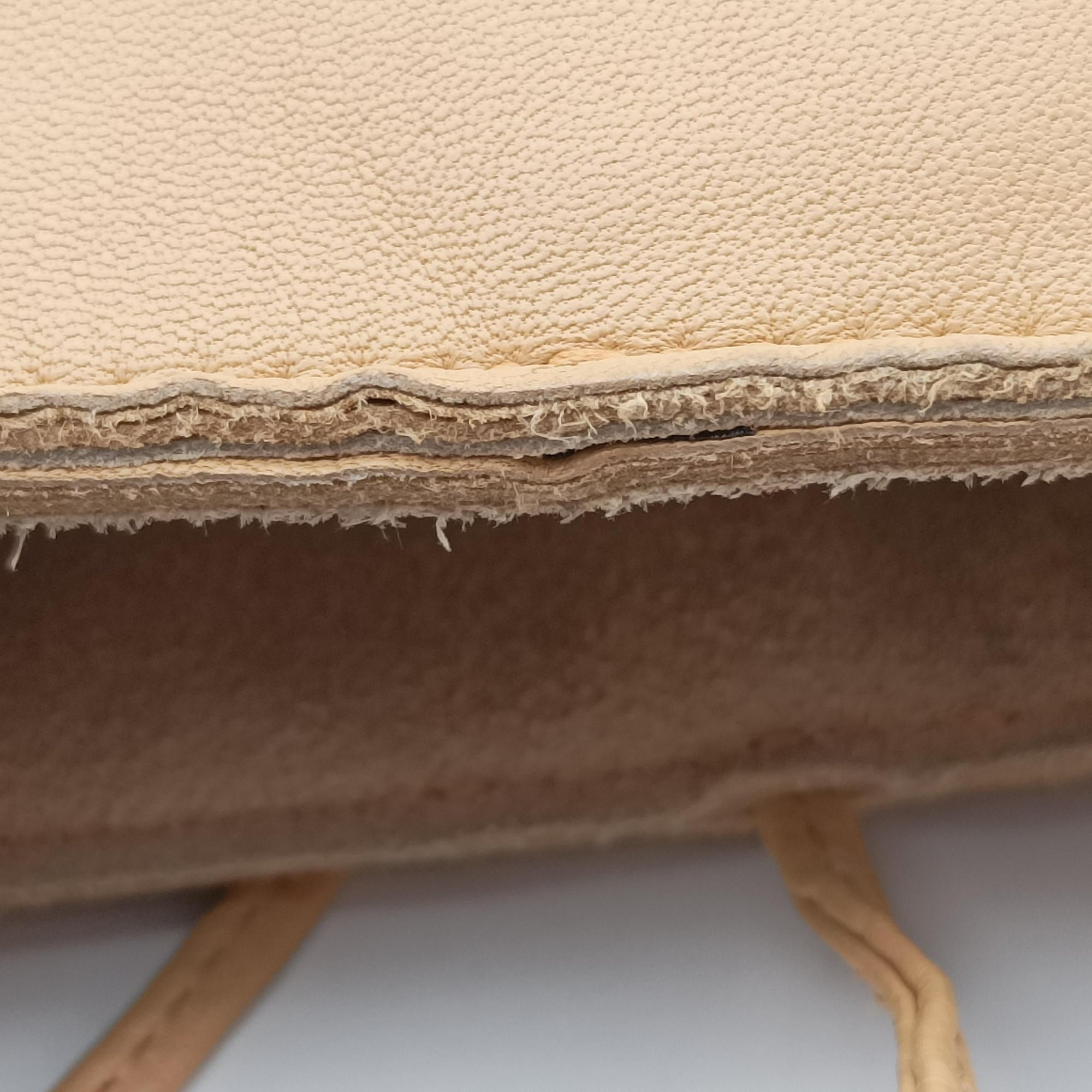 Vintage Bottega Veneta THE ARCO Tote khaki lambskin  handbag | stylenewstar