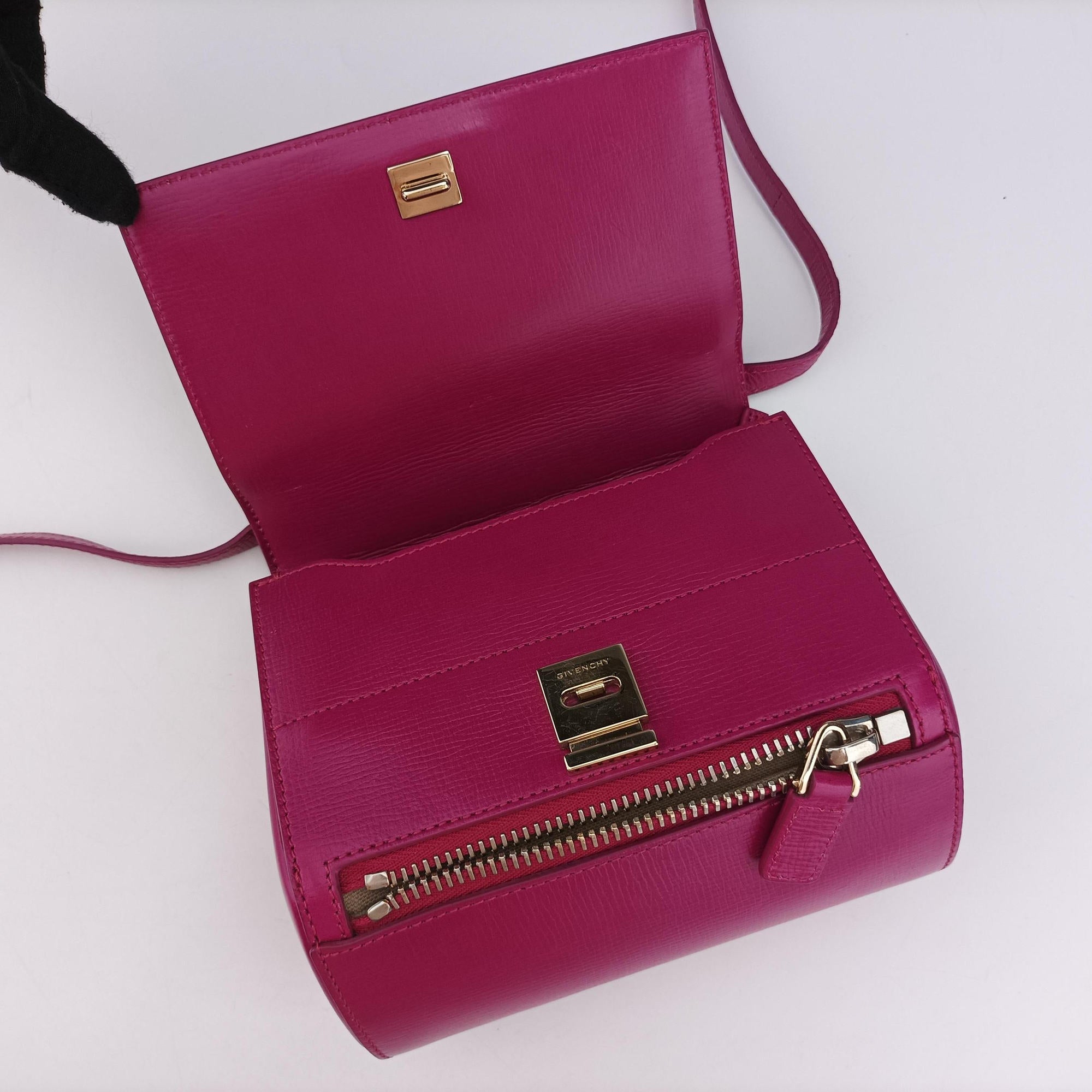 Pre-owned Givenchy Pandora Box Rose Leather  shoulderbag | stylenewstar