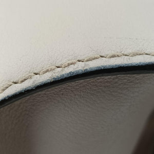 Pre-owned Gucci Stirrup White Leather 277514 handbag | stylenewstar