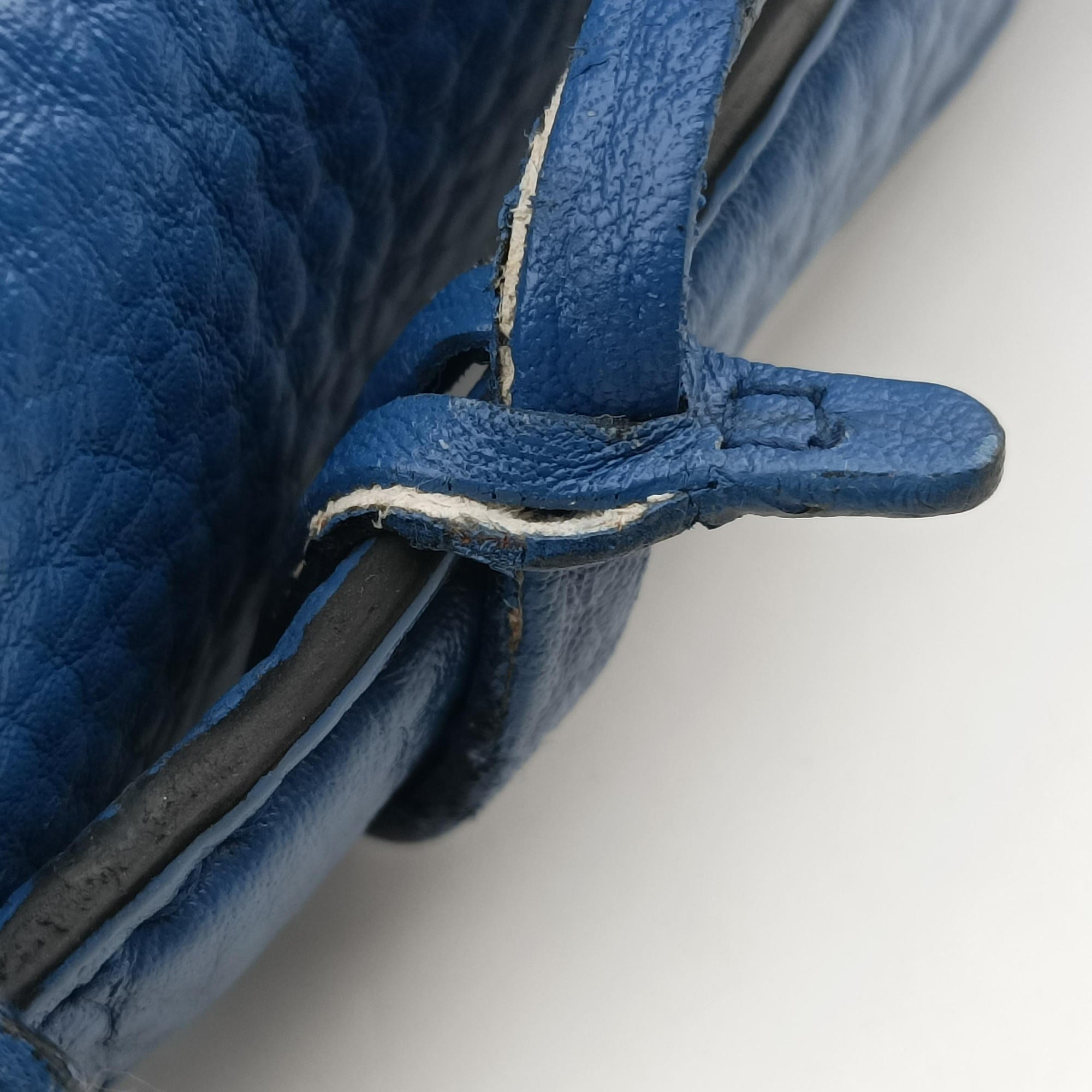 Pre-owned Prada Vitello Daino Sound Flap Top Handle Blue Leather BR5034 shoulderbag | stylenewstar