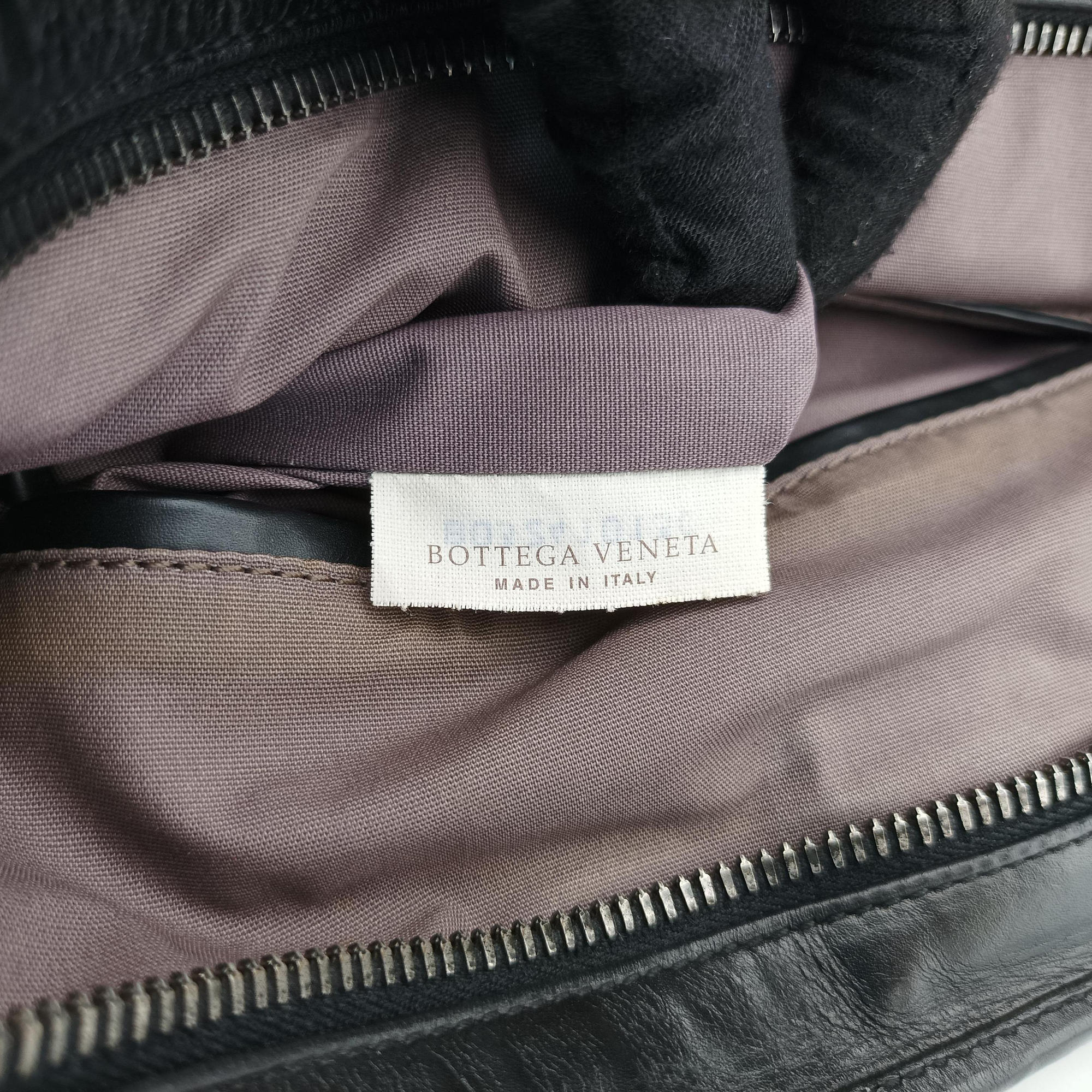 Secondhand Bottega Veneta Intrecciato Black lambskin  shoulderbag | stylenewstar