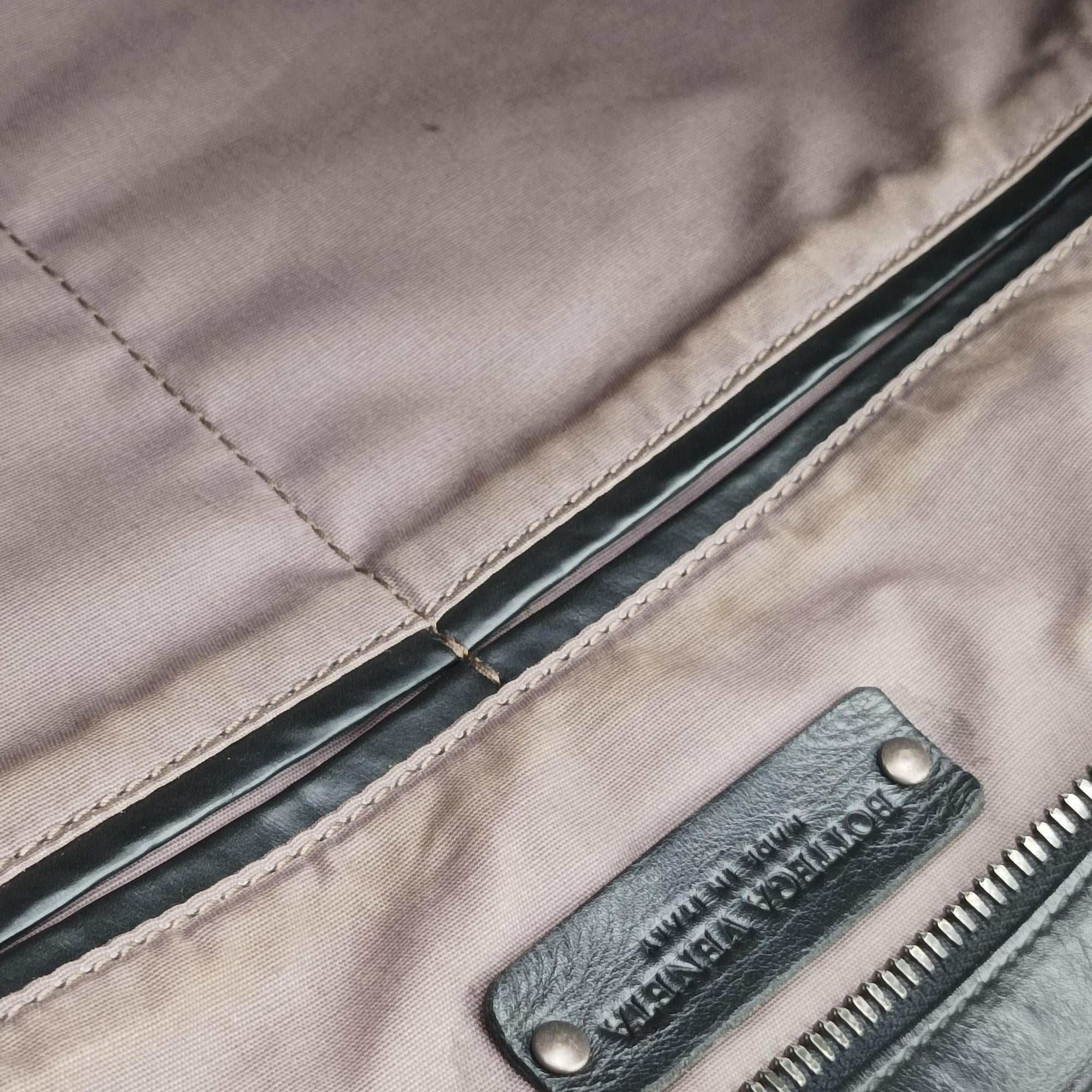 Secondhand Bottega Veneta Intrecciato Black lambskin  shoulderbag | stylenewstar