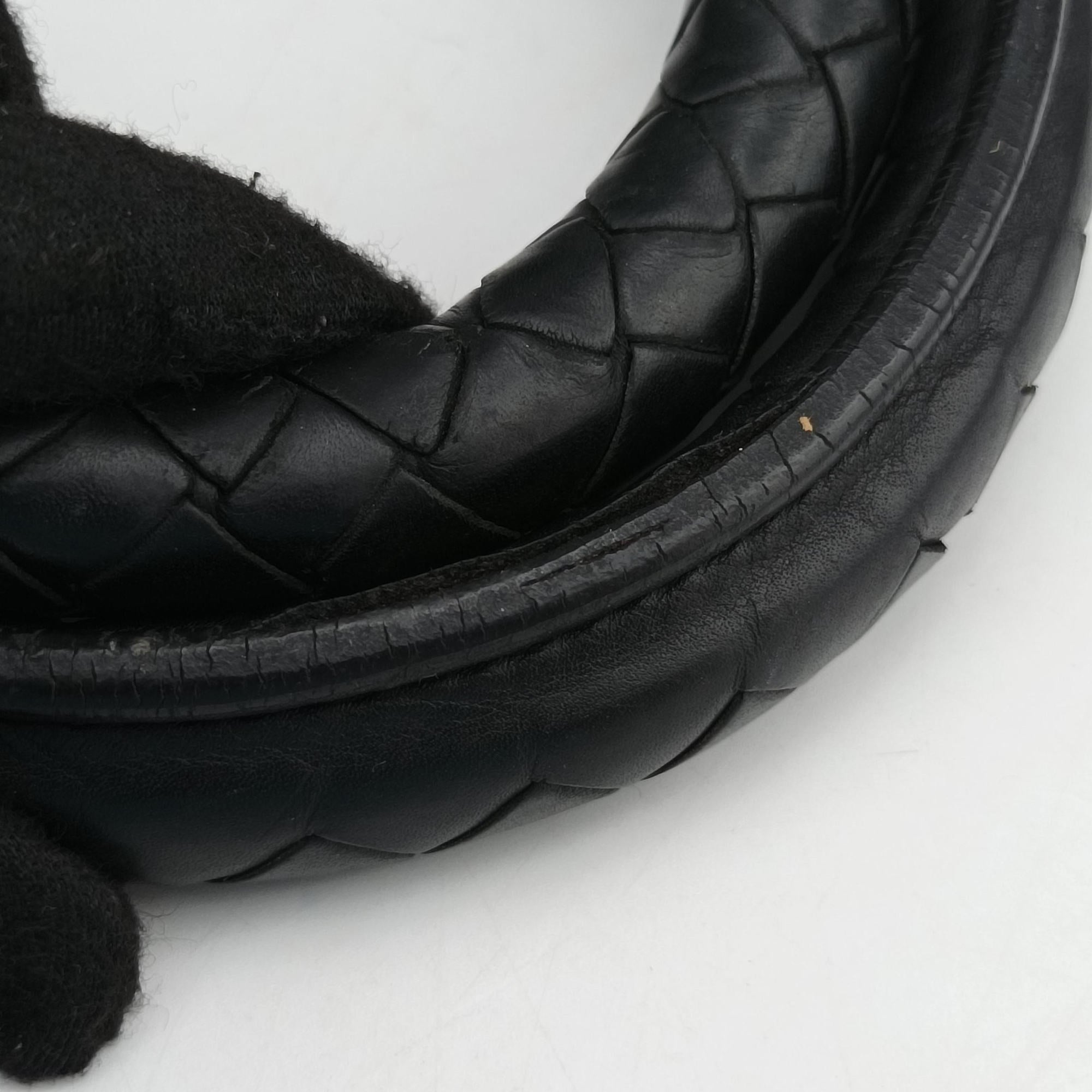 Secondhand Bottega Veneta Intrecciato Black lambskin  shoulderbag | stylenewstar