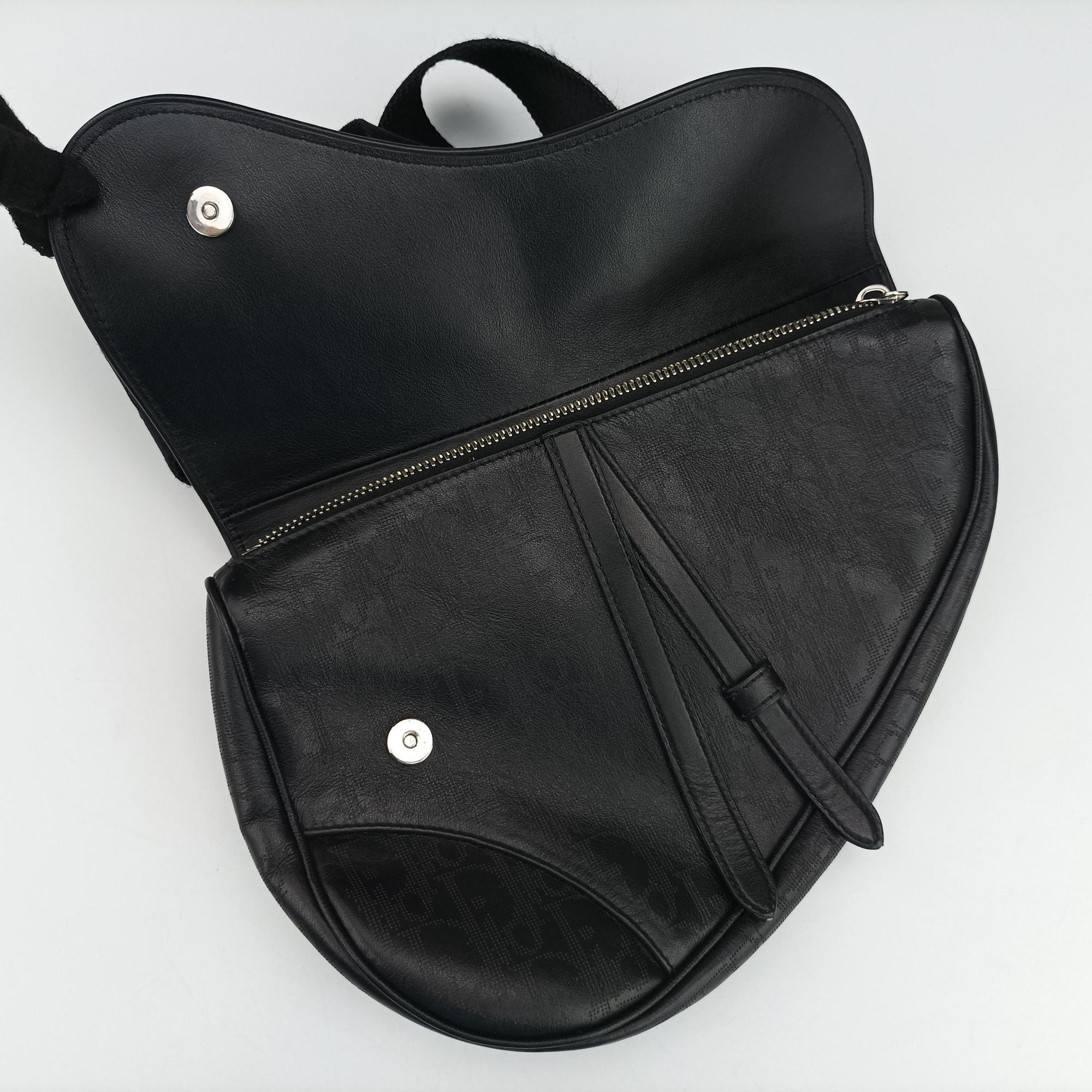 Secondhand Christian Dior Saddle Black leather  bum bag/waist bag | stylenewstar