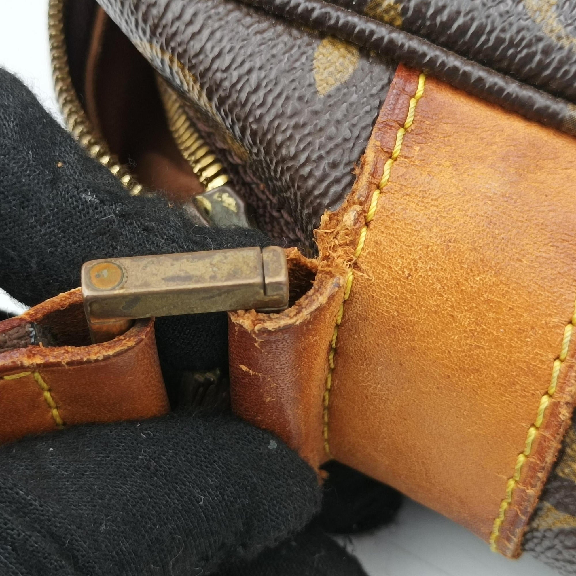 Pre-owned Louis Vuitton Sac Bosphore brown Monogram Canvas M40043 shoulderbag | stylenewstar