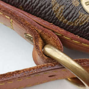 Secondhand Louis Vuitton NOe BB Brown Monogram Canvas M40817 shoulderbag | stylenewstar