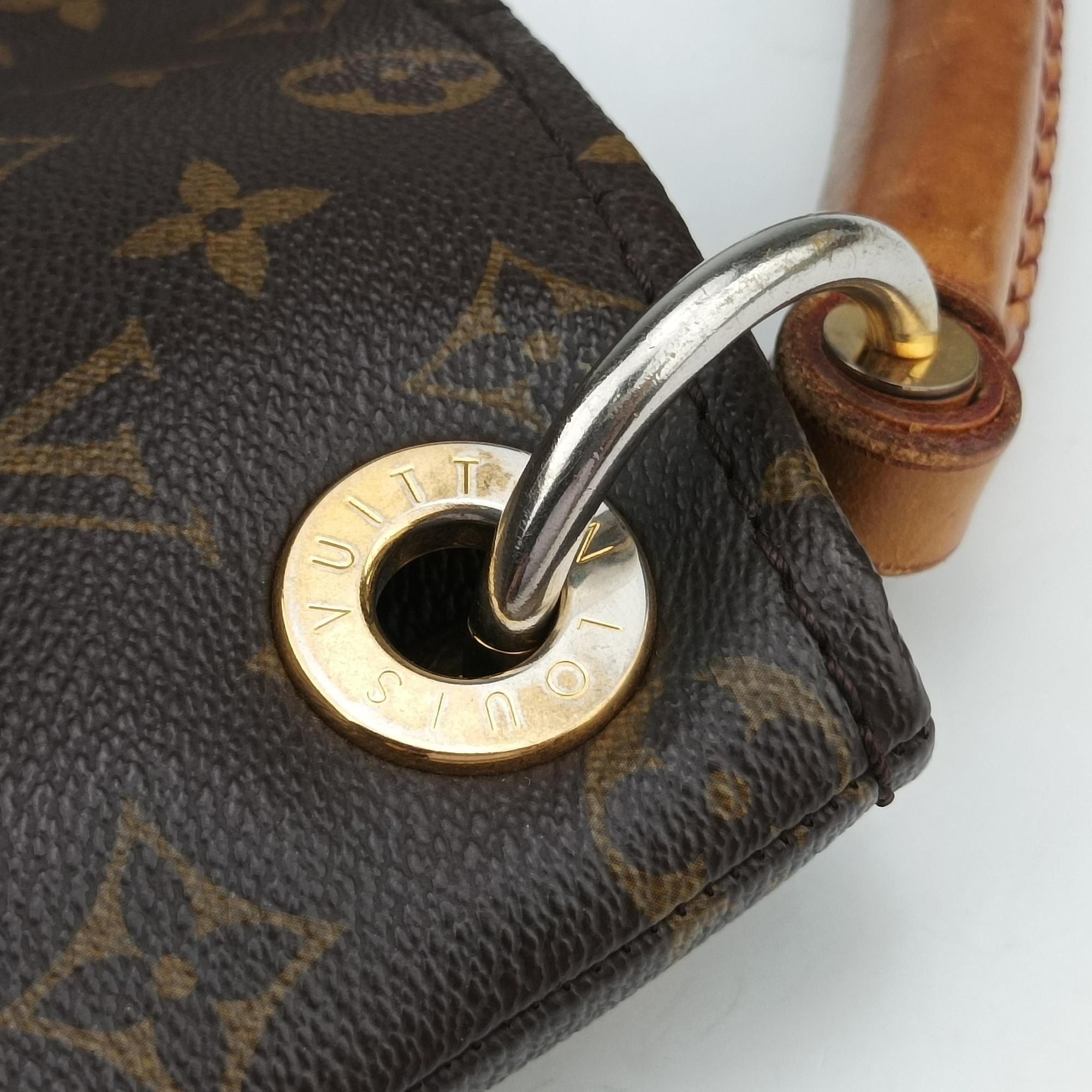 Pre-owned Louis Vuitton ARTSY GM Brown Monogram Canvas M40259 shoulderbag | stylenewstar