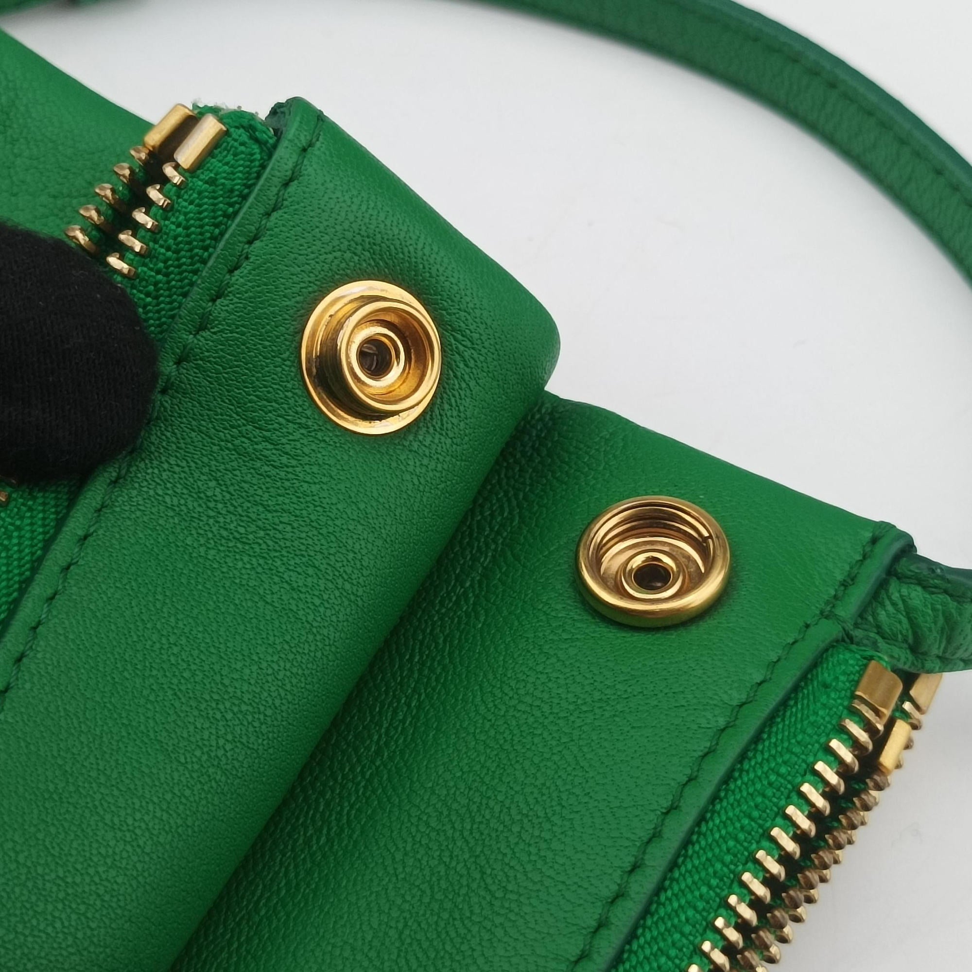 Vintage Celine TRIO Green Leather  shoulderbag | stylenewstar