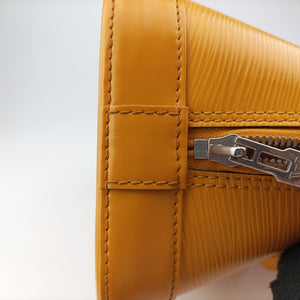 Pre-owned Louis Vuitton Alma PM MIMOSA EPI M40951 handbag | stylenewstar
