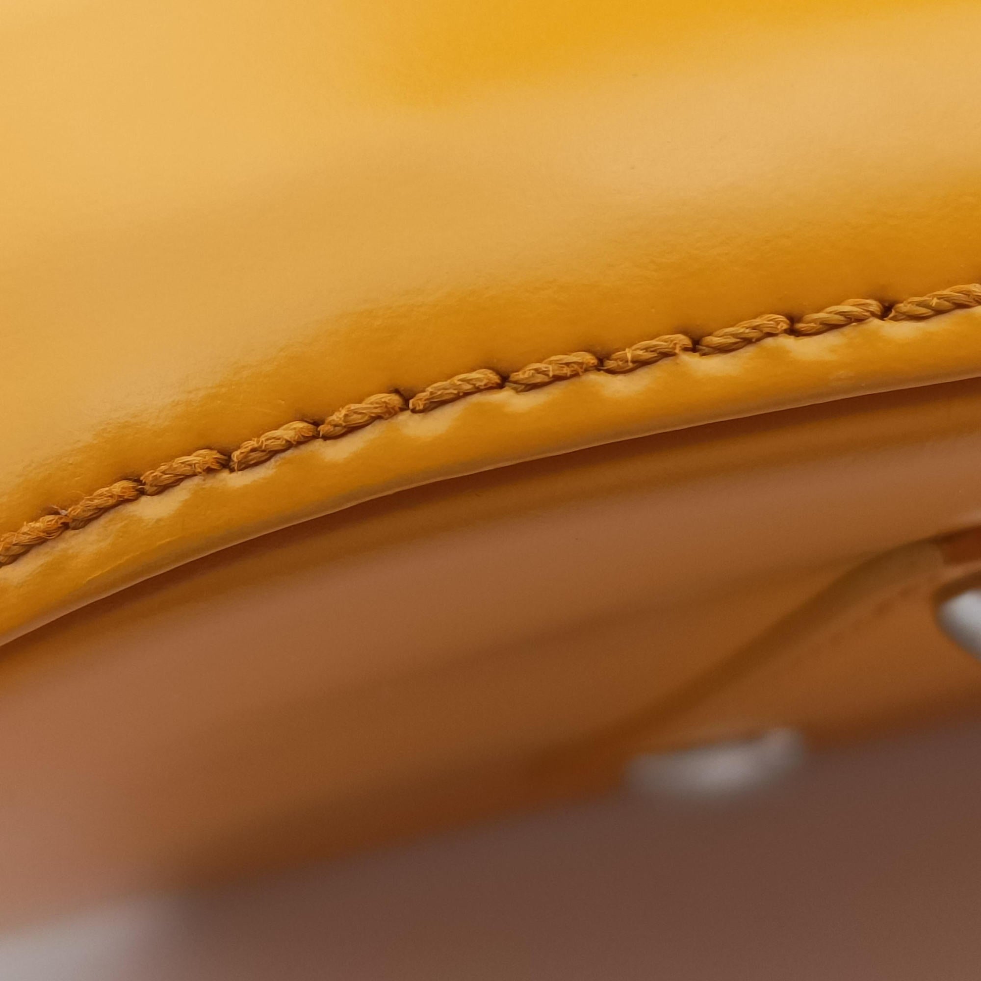 Pre-owned Louis Vuitton Alma PM MIMOSA EPI M40951 handbag | stylenewstar