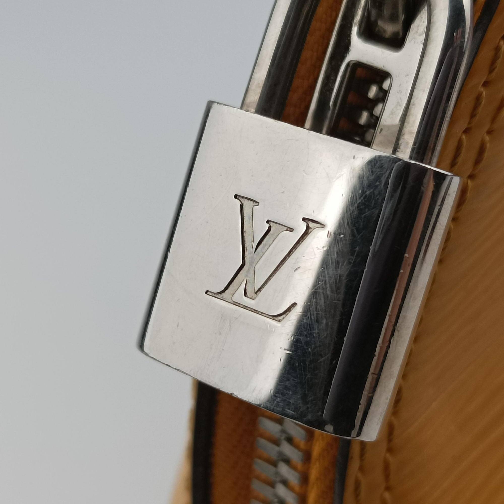 Pre-owned Louis Vuitton Alma PM MIMOSA EPI M40951 handbag | stylenewstar