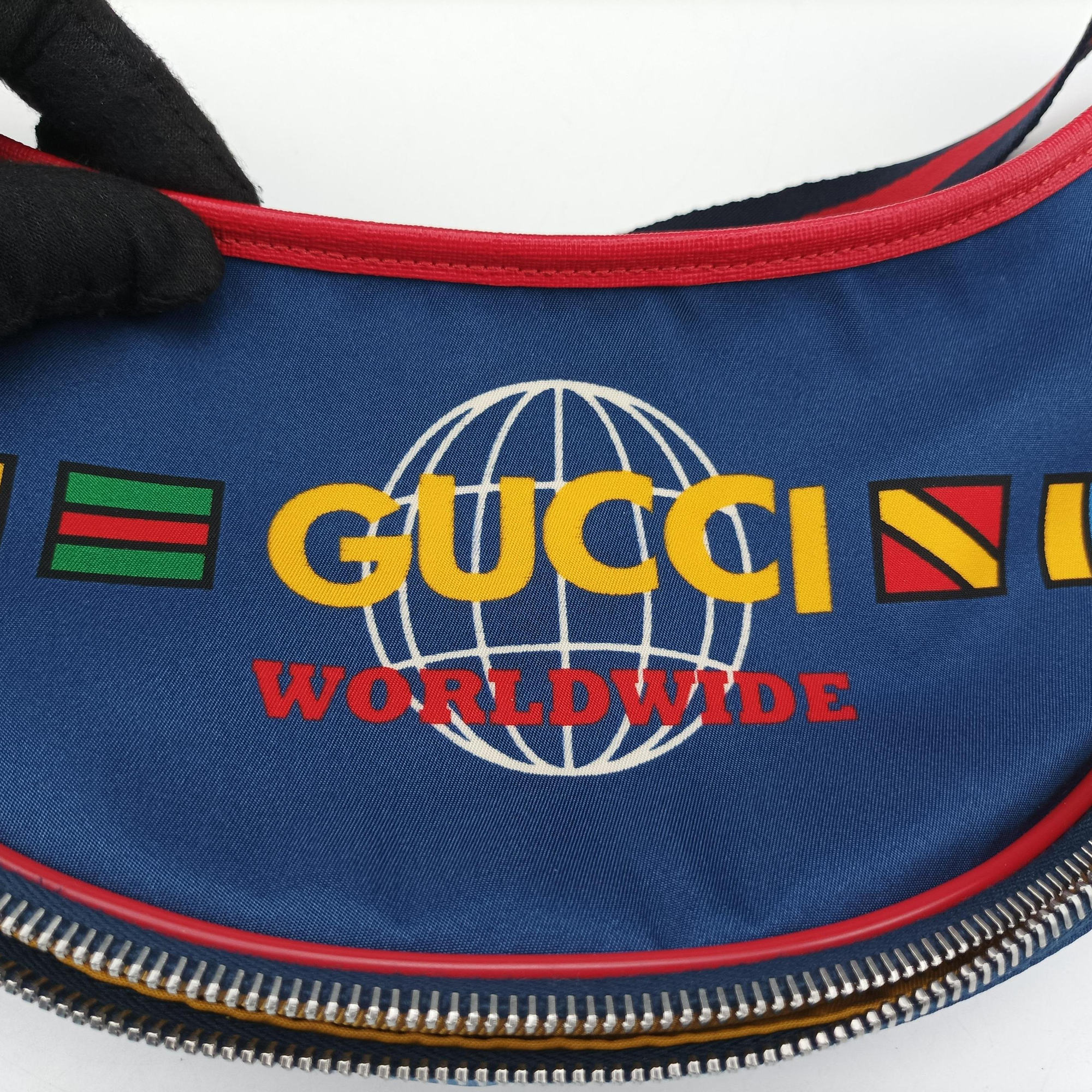 Pre-owned Gucci kids half moon bag Blue×Red nylon 611686 shoulderbag | stylenewstar