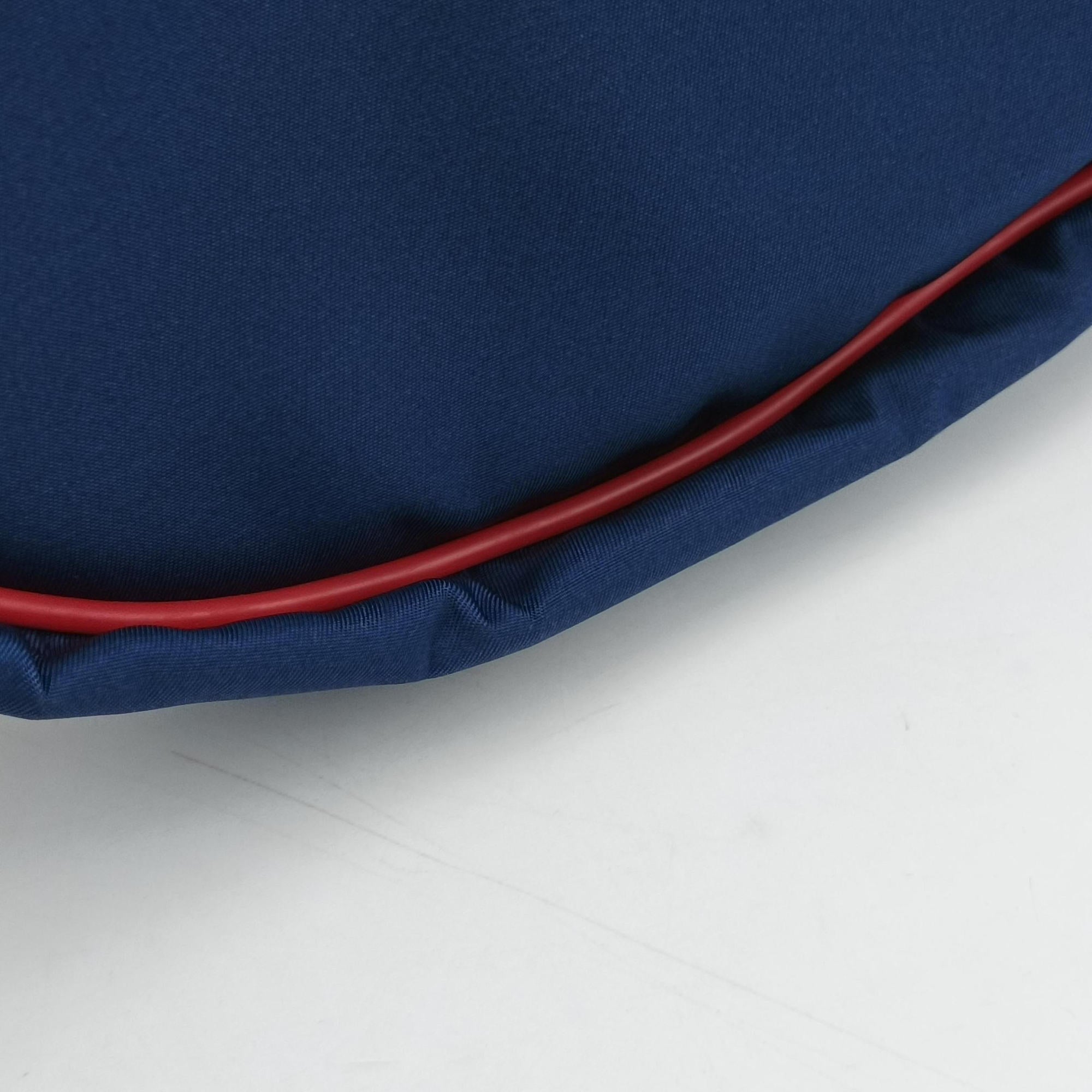 Pre-owned Gucci kids half moon bag Blue×Red nylon 611686 shoulderbag | stylenewstar