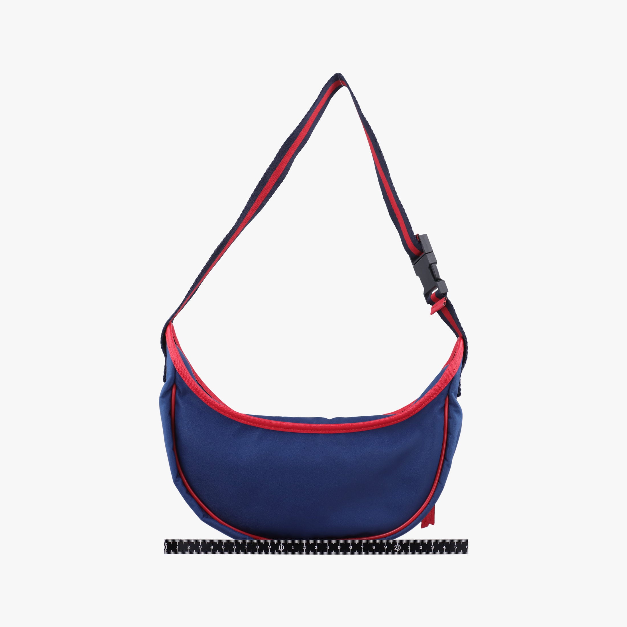 Pre-owned Gucci kids half moon bag Blue×Red nylon 611686 shoulderbag | stylenewstar