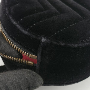 Pre-owned Gucci GG Marmont Black velour 476484 bum bag/waist bag | stylenewstar