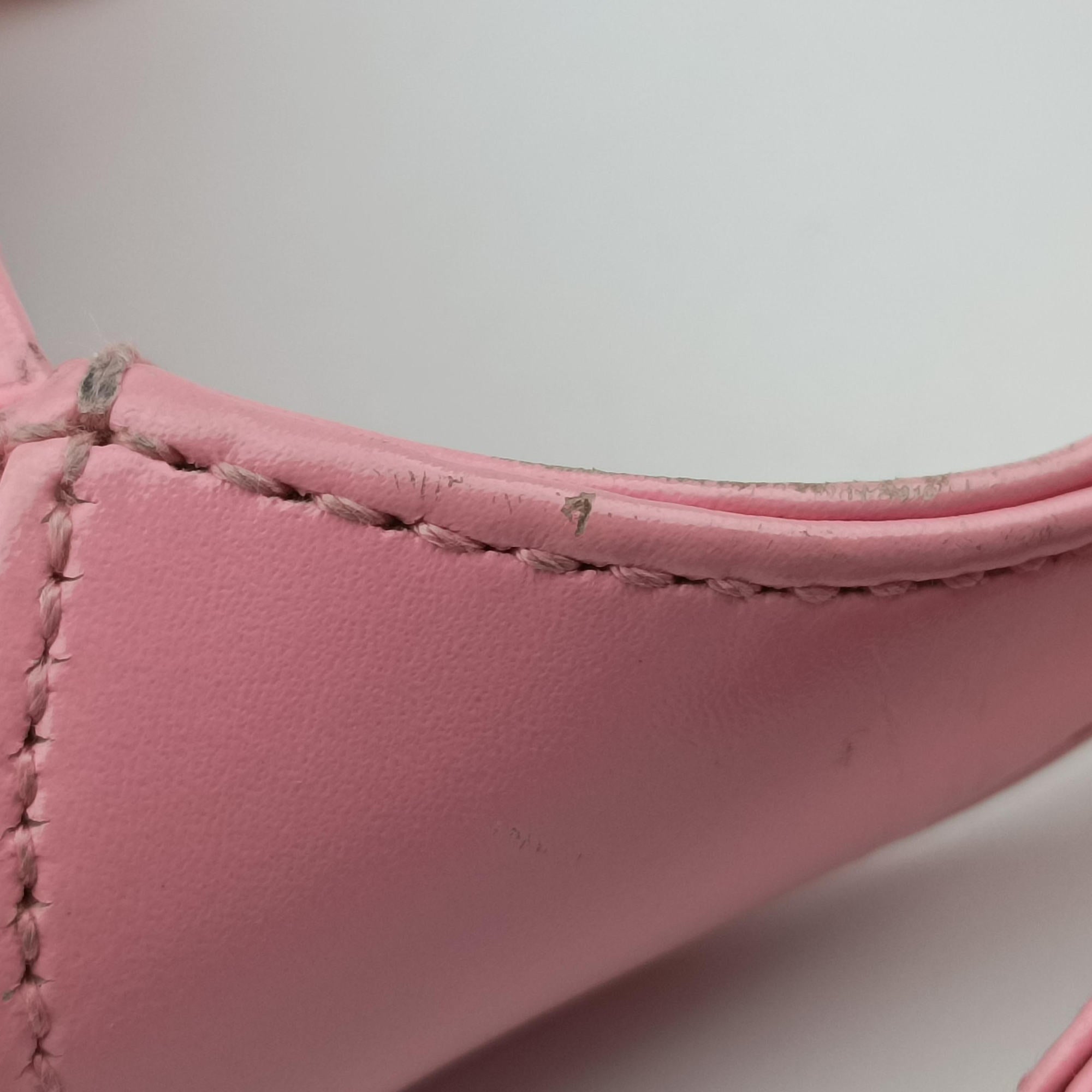 Secondhand Gucci JACKIE 1961 Pink Leather 637091 shoulderbag | stylenewstar