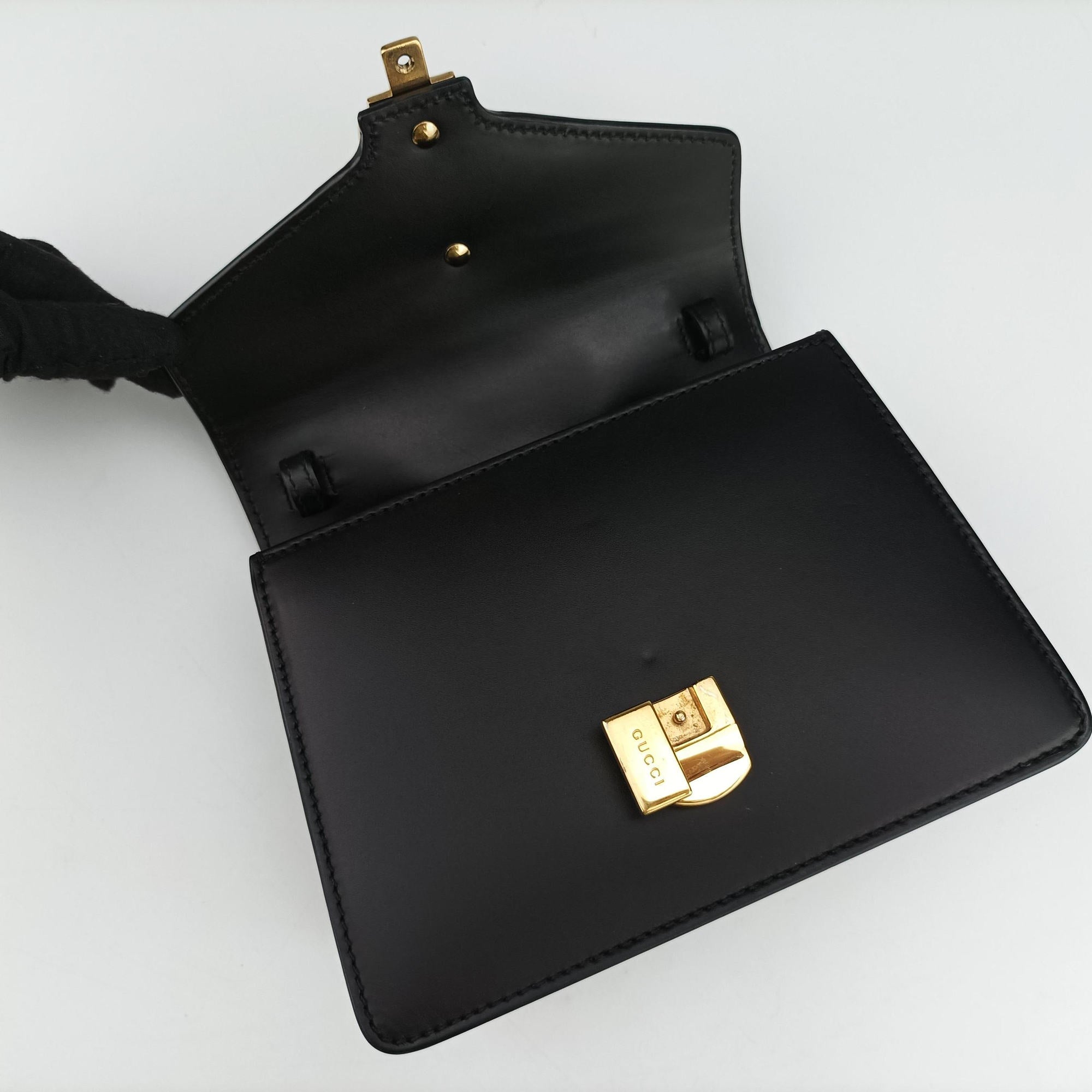 Vintage Gucci Sylvie Black Leather 470270 shoulderbag | stylenewstar