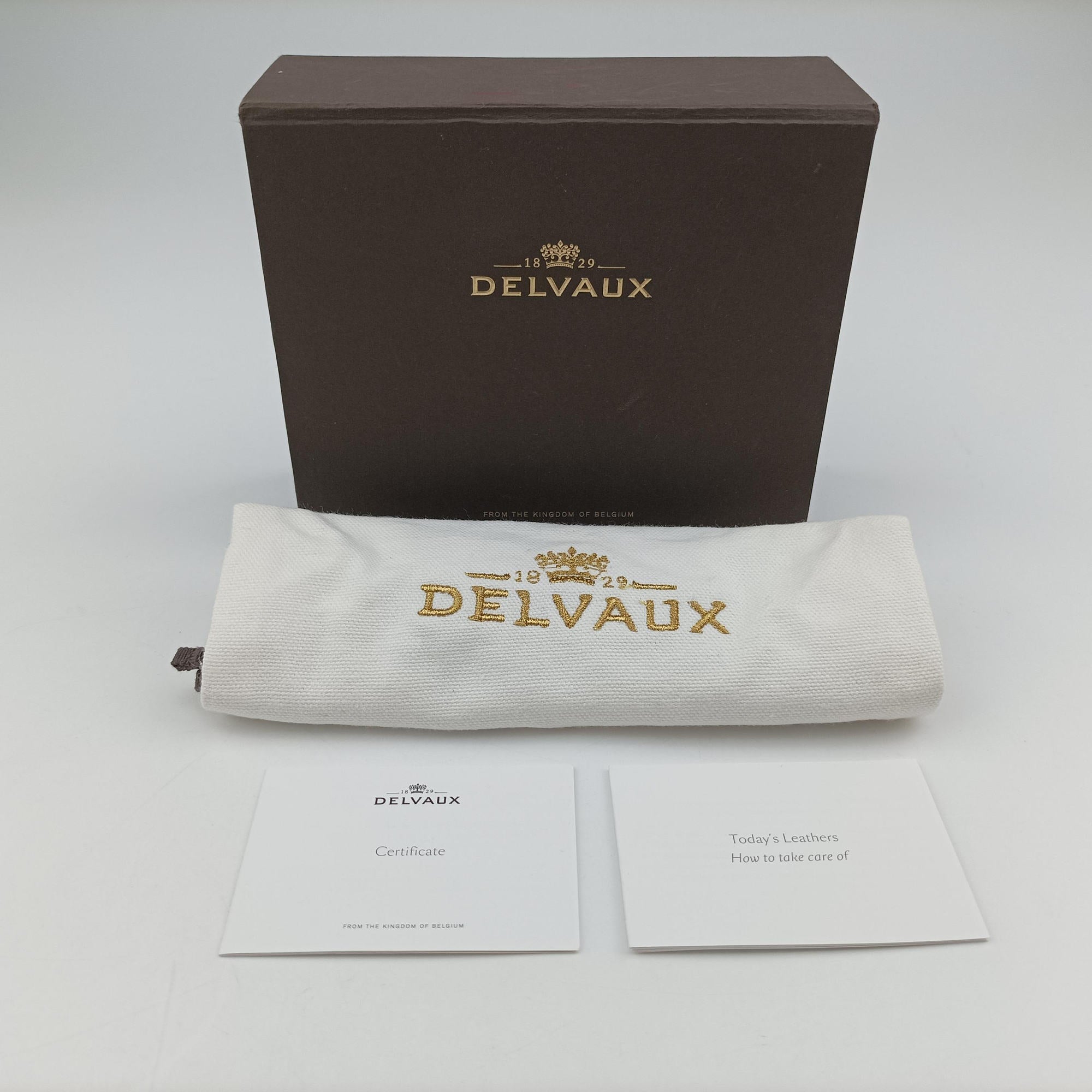 Secondhand Delvaux Brillant Beige Leather  coinpurse | stylenewstar
