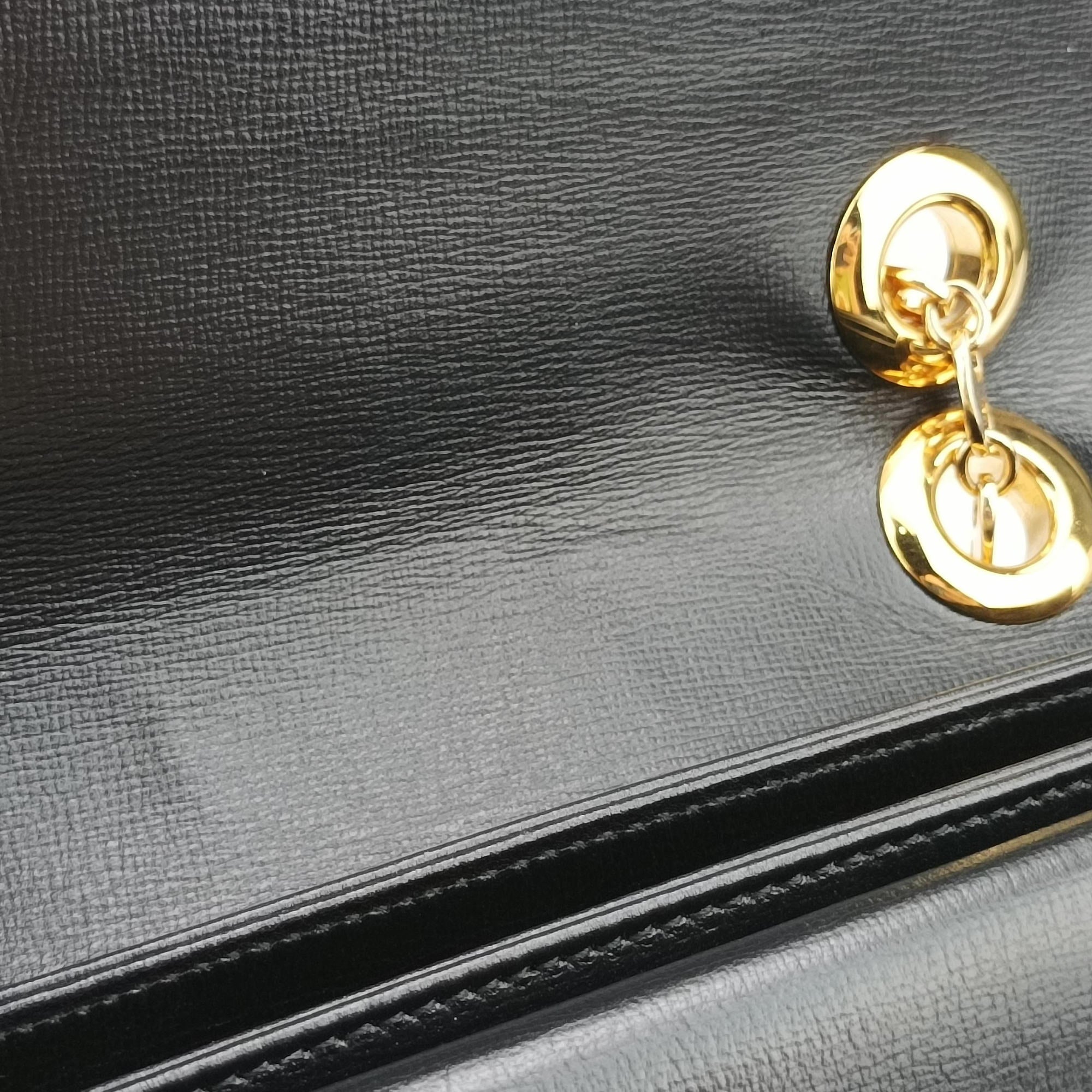 Vintage Gucci Marina Black Leather 576421 shoulderbag | stylenewstar